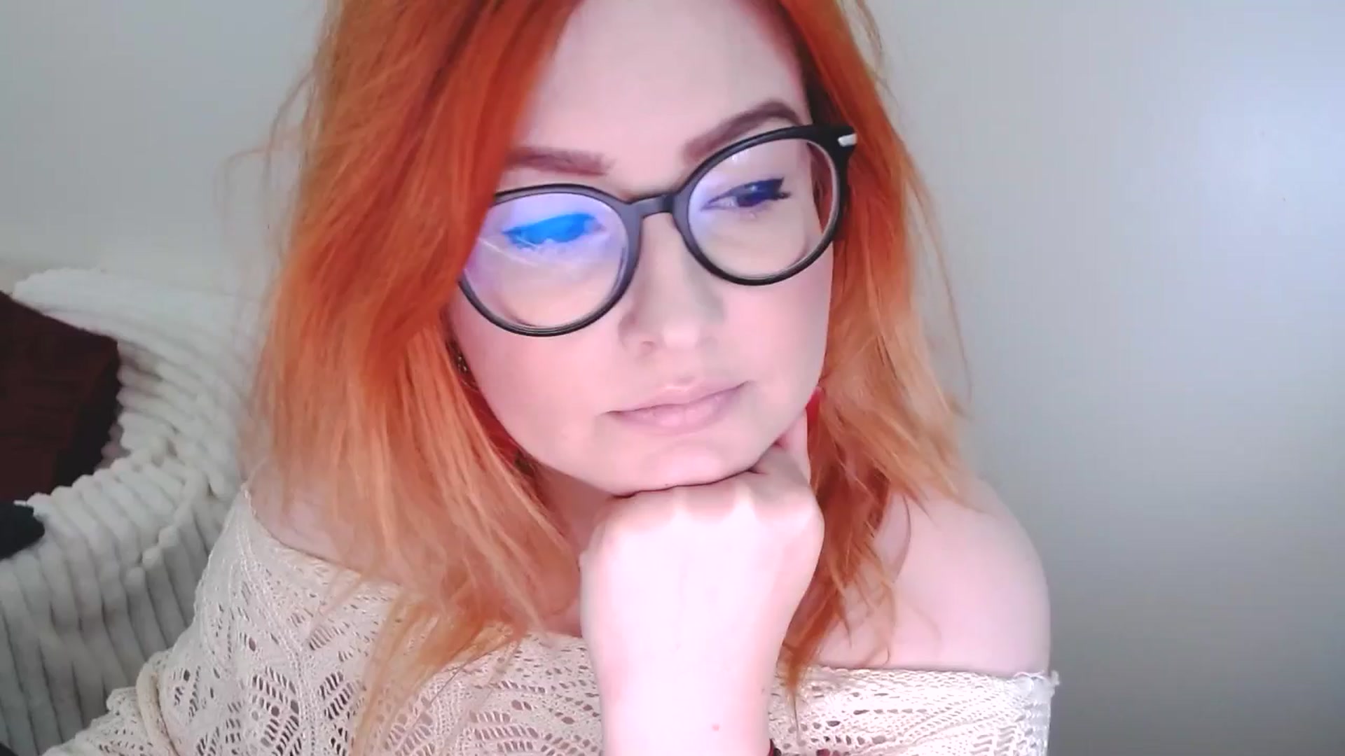 Gallery image thumbnail from EvaStar19's myfreecams stream on, 10/26/2025, 13:39 image 8 of 20