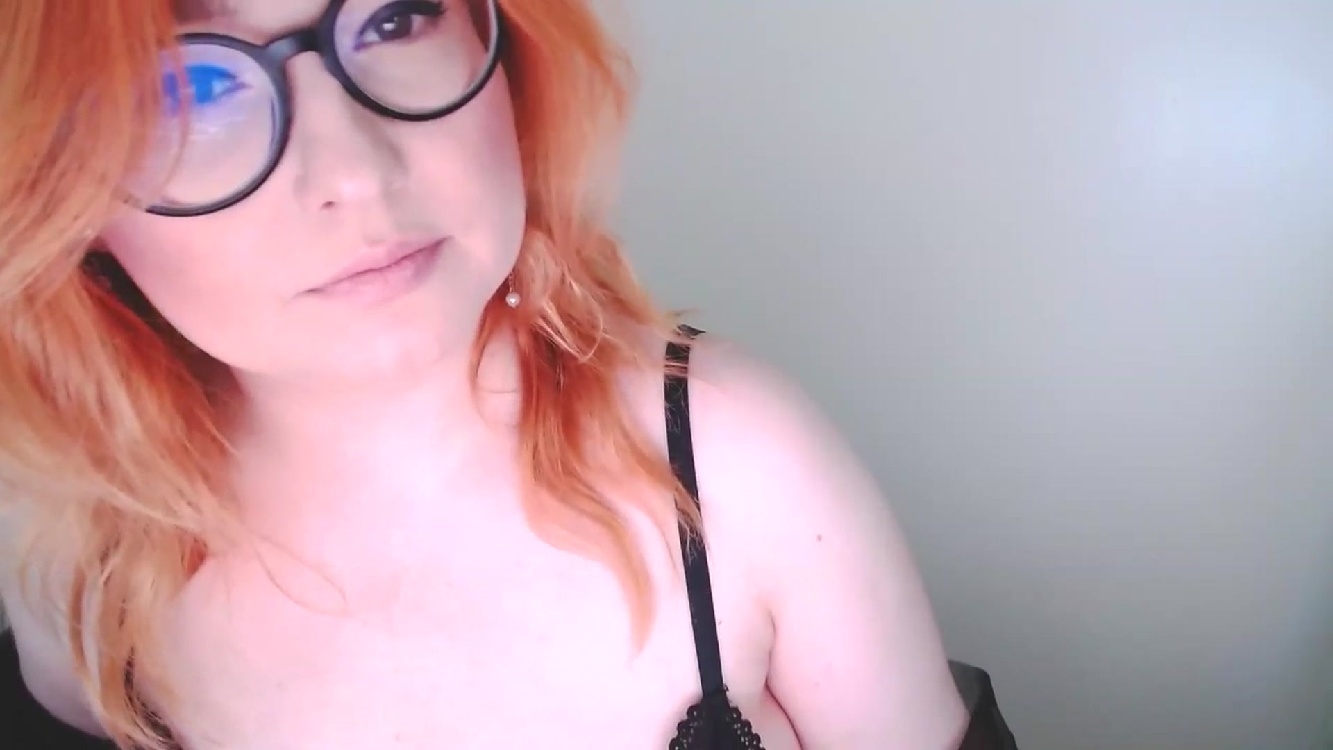 Gallery image thumbnail from EvaStar19's myfreecams stream on, 11/08/2025, 12:22 image 12 of 20