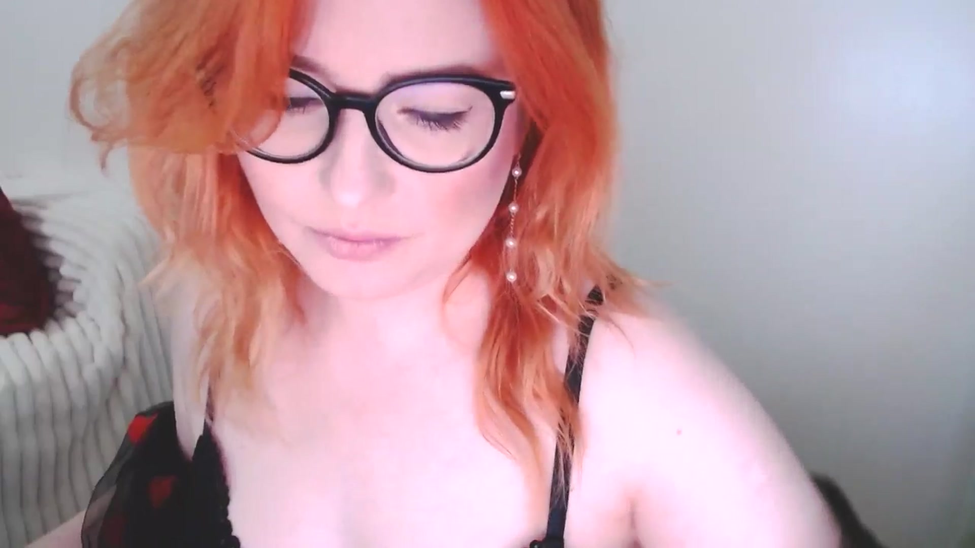 Gallery image thumbnail from EvaStar19's myfreecams stream on, 11/08/2025, 12:22 image 17 of 20