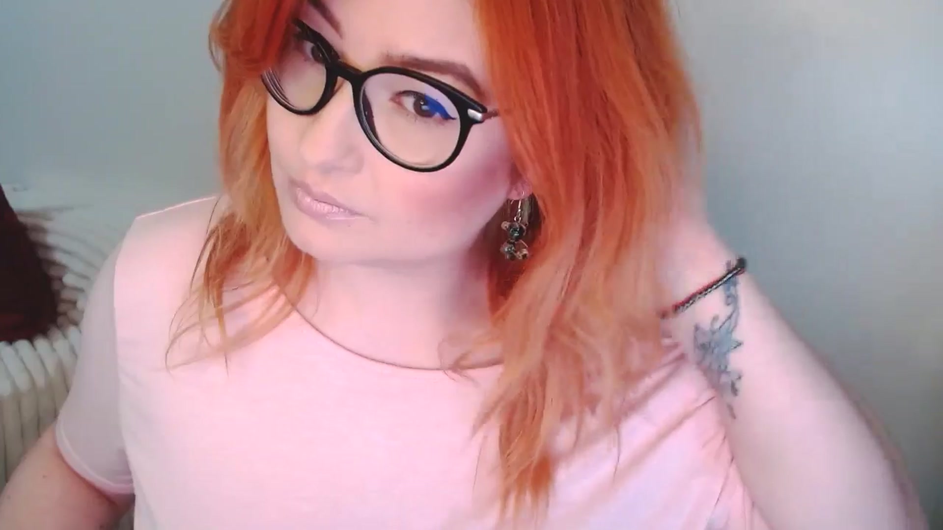 Gallery image thumbnail from EvaStar19's myfreecams stream on, 11/09/2025, 13:24 image 6 of 20