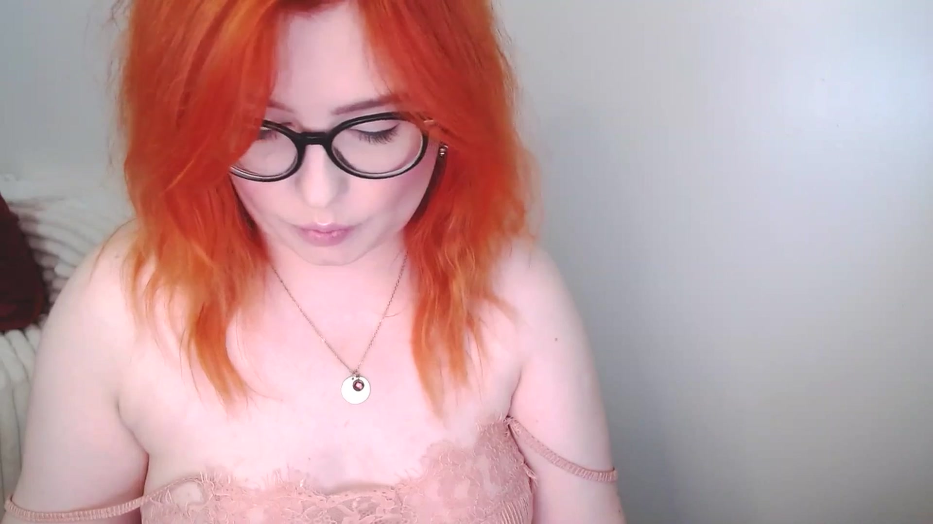 Gallery image thumbnail from EvaStar19's myfreecams stream on, 11/15/2025, 12:15 image 2 of 20