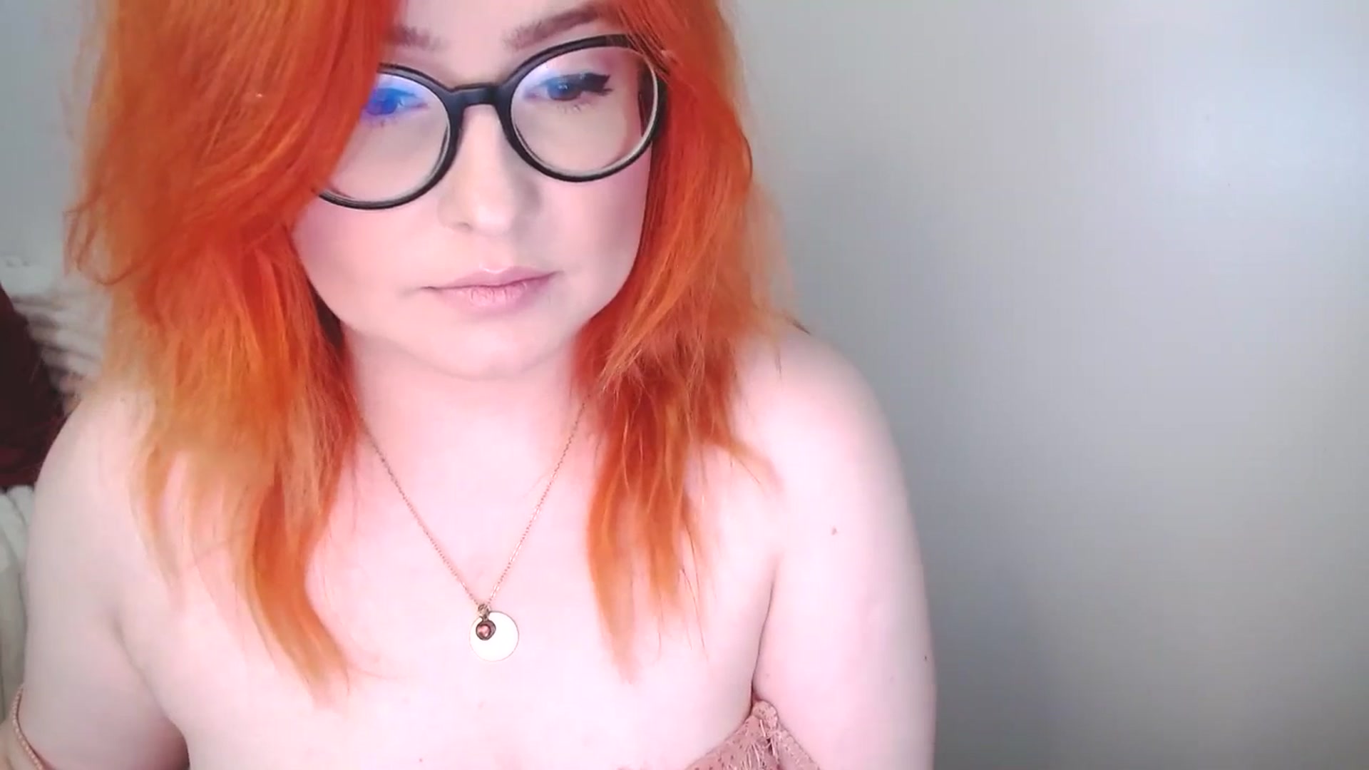 Gallery image thumbnail from EvaStar19's myfreecams stream on, 11/15/2025, 12:15 image 18 of 20