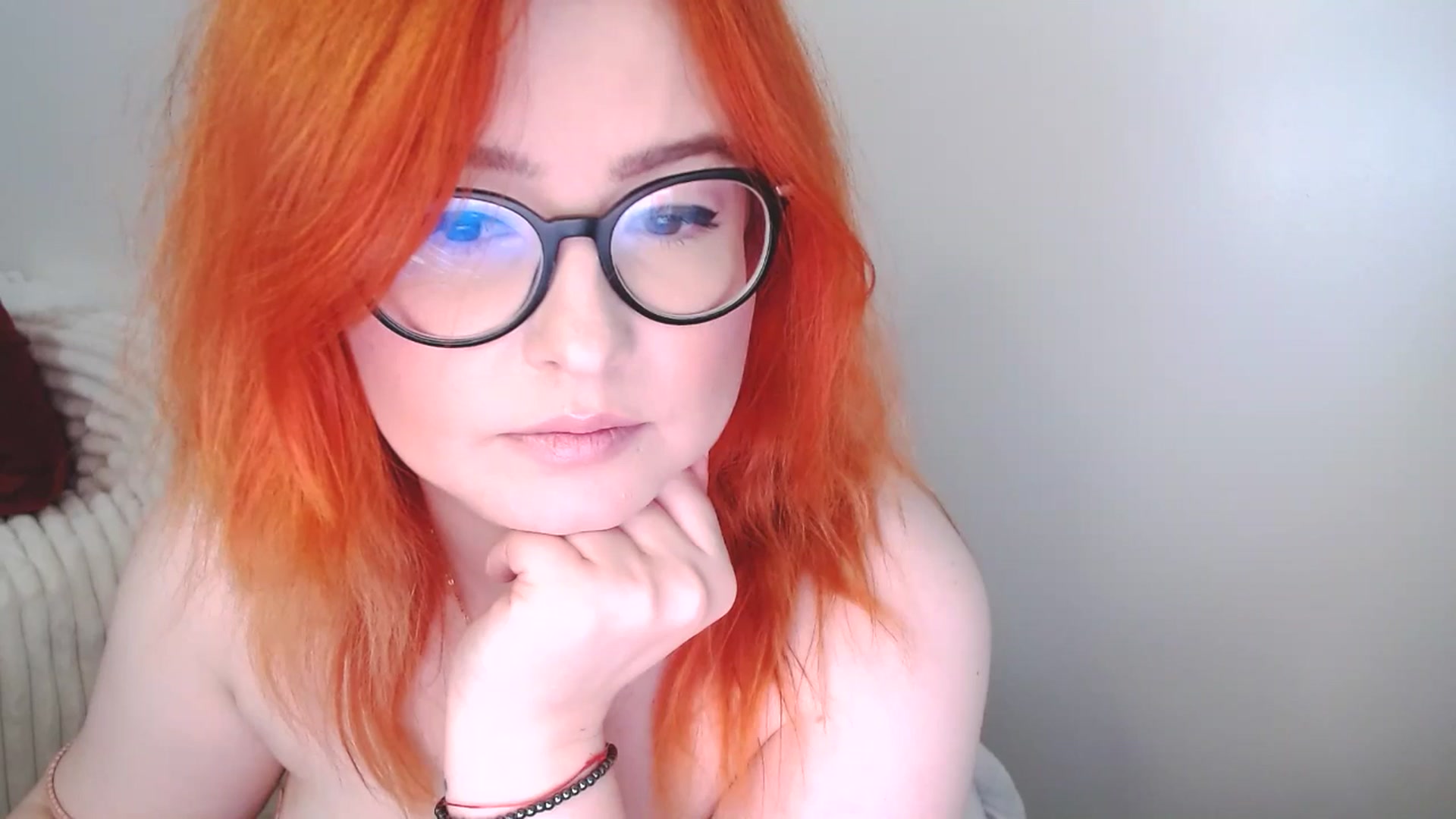 Gallery image thumbnail from EvaStar19's myfreecams stream on, 11/15/2025, 12:15 image 6 of 20