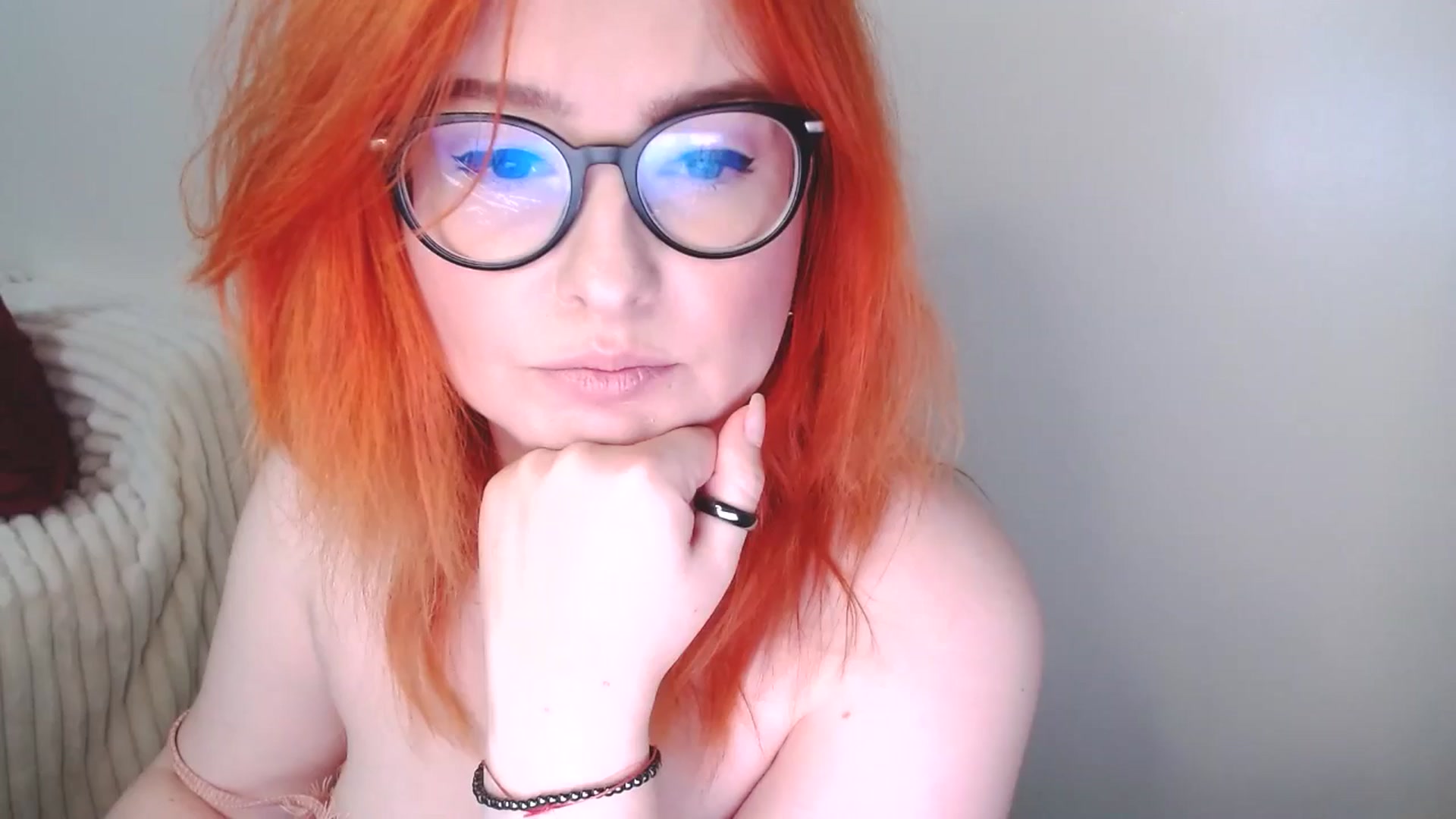 Gallery image thumbnail from EvaStar19's myfreecams stream on, 11/15/2025, 15:08 image 18 of 20