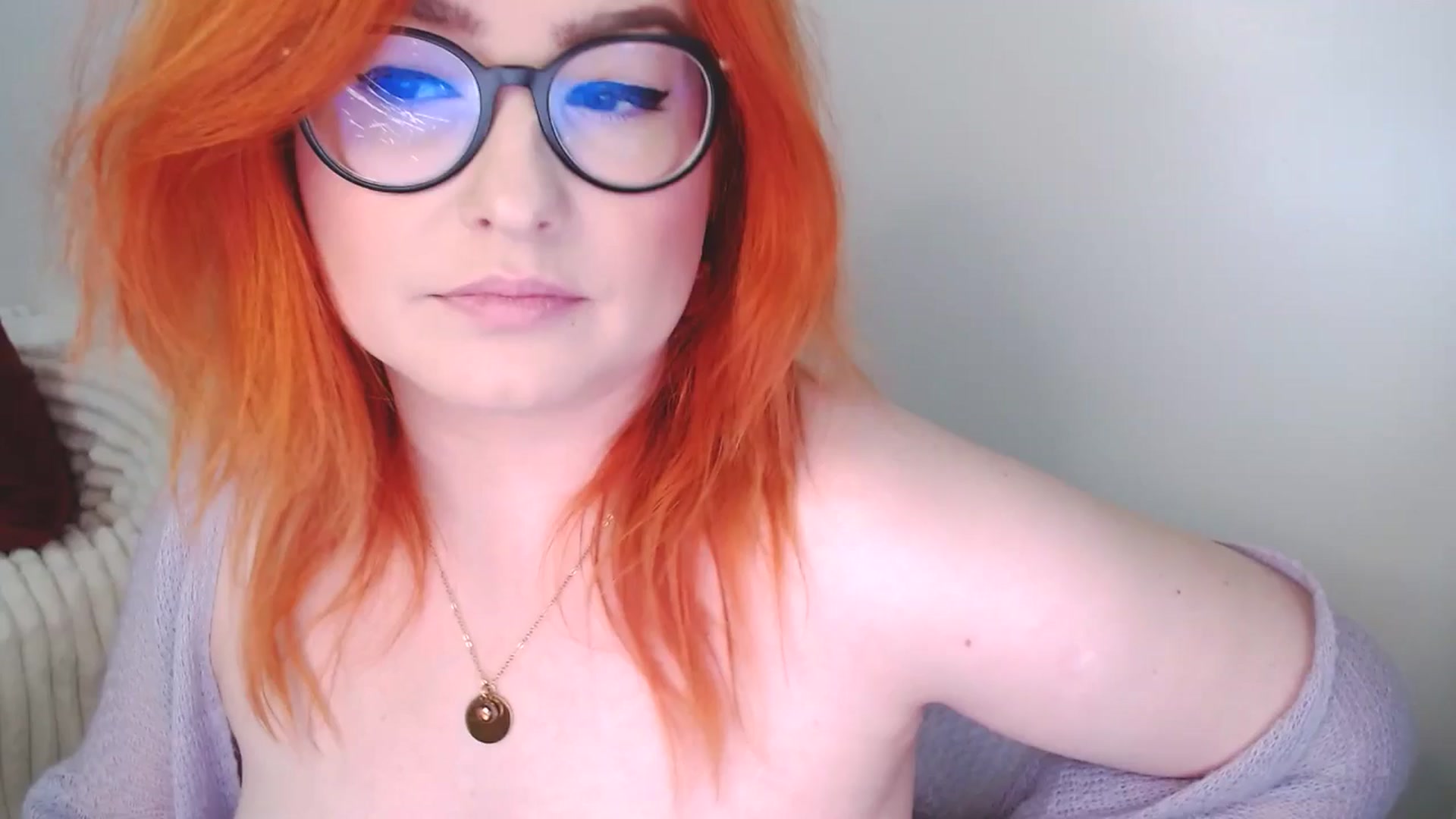 Gallery image thumbnail from EvaStar19's myfreecams stream on, 11/16/2025, 13:17 image 12 of 20
