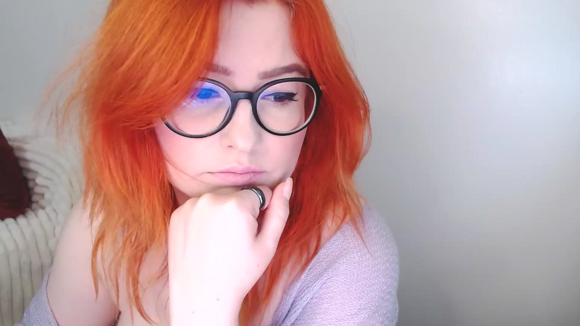 Gallery image thumbnail from EvaStar19's myfreecams stream on, 11/16/2025, 13:17 image 8 of 20