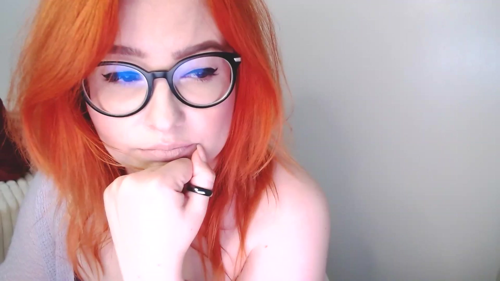 Gallery image thumbnail from EvaStar19's myfreecams stream on, 11/16/2025, 16:33 image 19 of 20