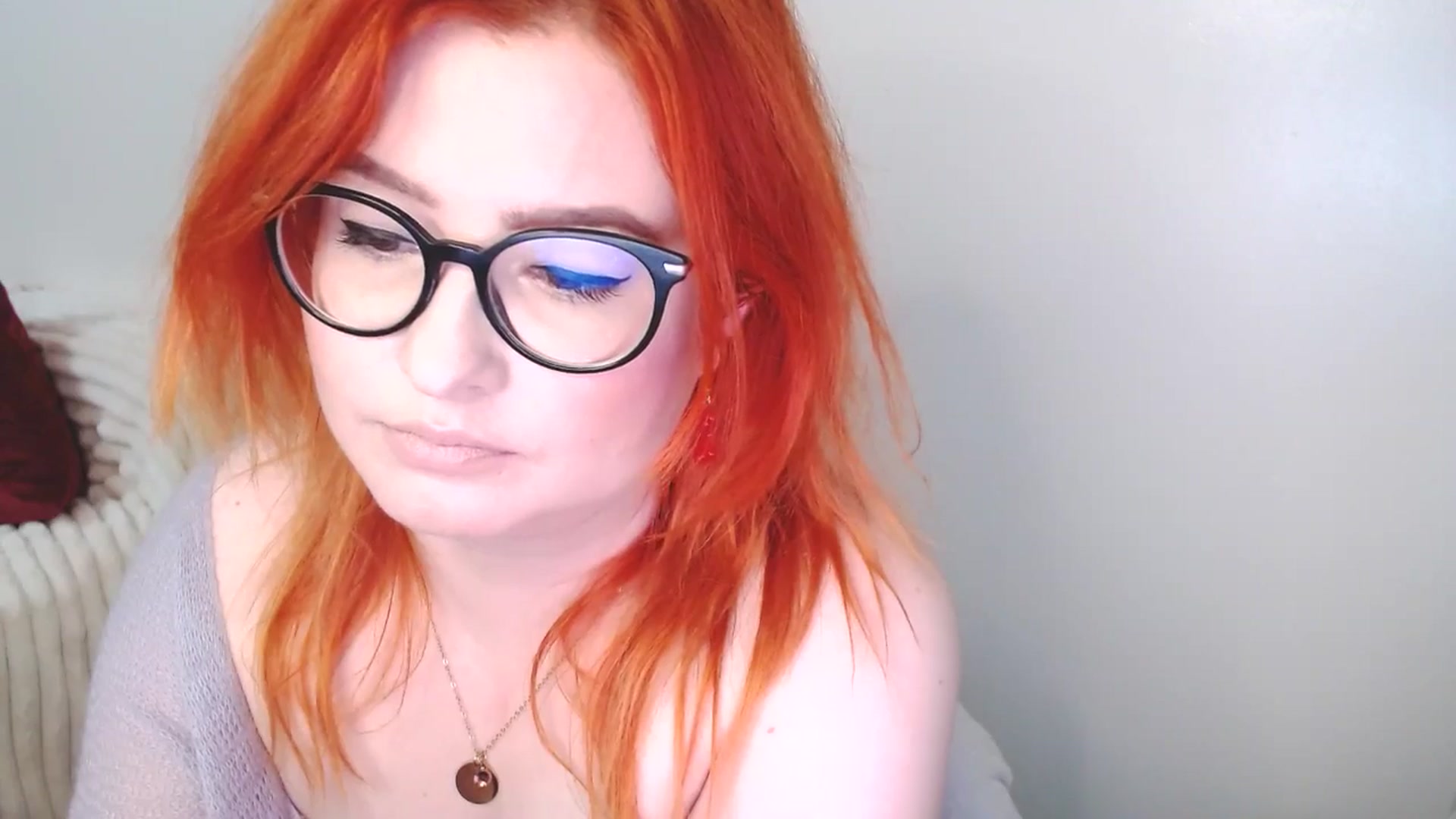 Gallery image thumbnail from EvaStar19's myfreecams stream on, 11/16/2025, 16:59 image 17 of 20