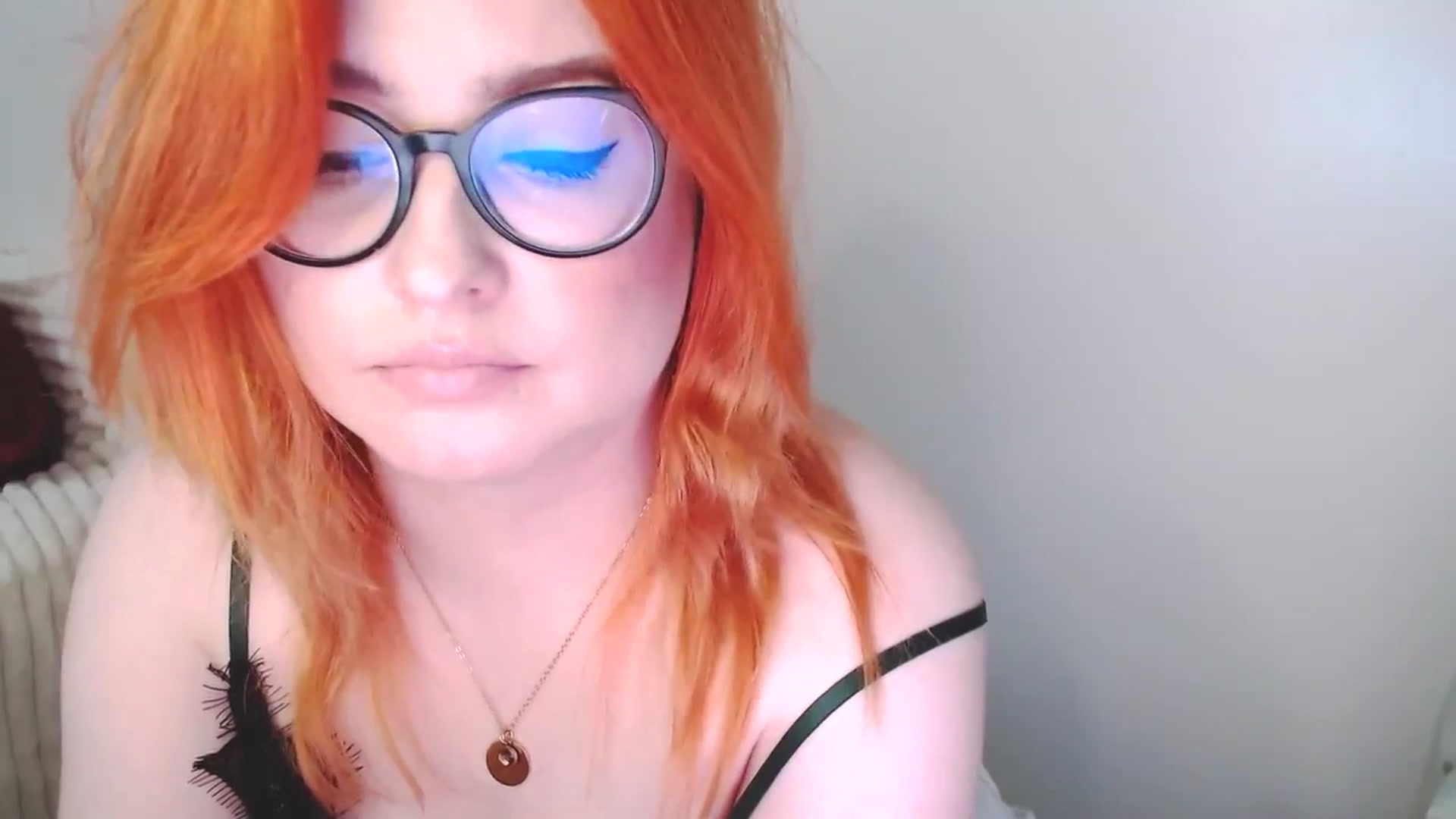Gallery image thumbnail from EvaStar19's myfreecams stream on, 11/22/2025, 15:22 image 19 of 20