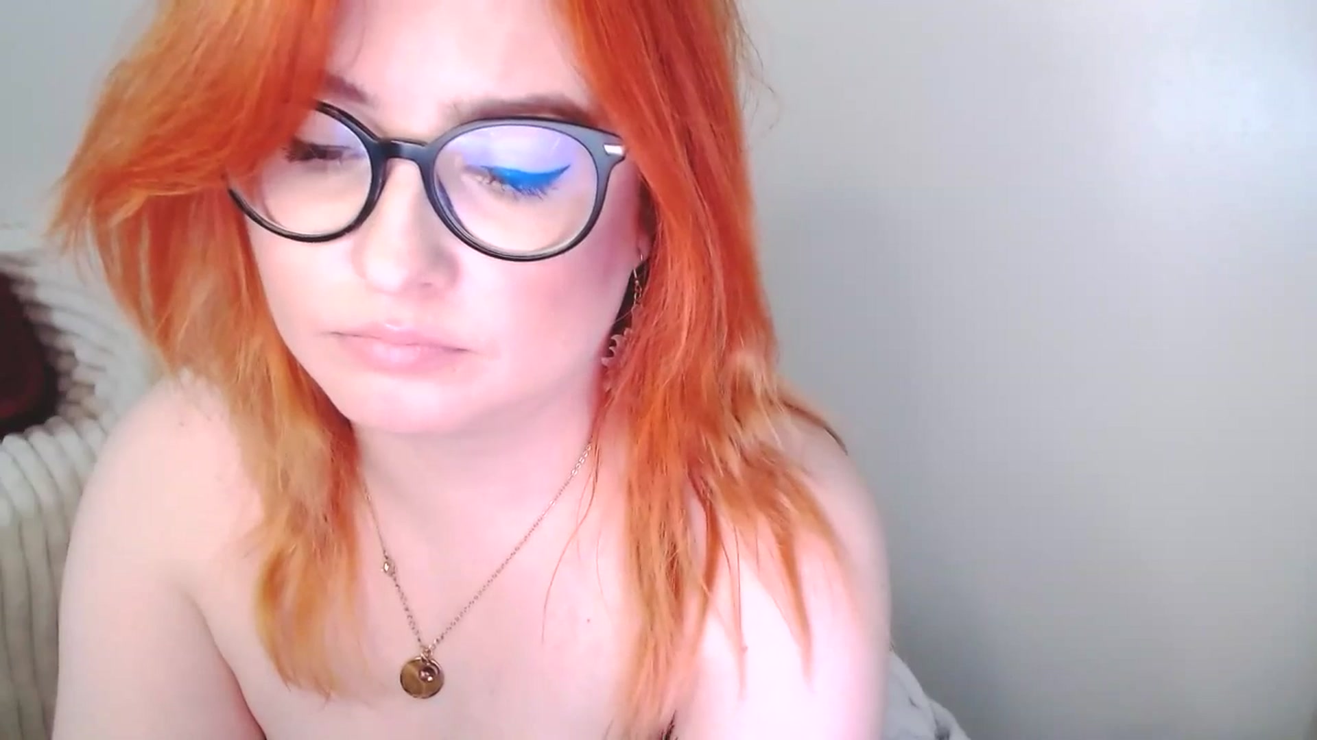 Gallery image thumbnail from EvaStar19's myfreecams stream on, 11/22/2025, 17:17 image 20 of 20