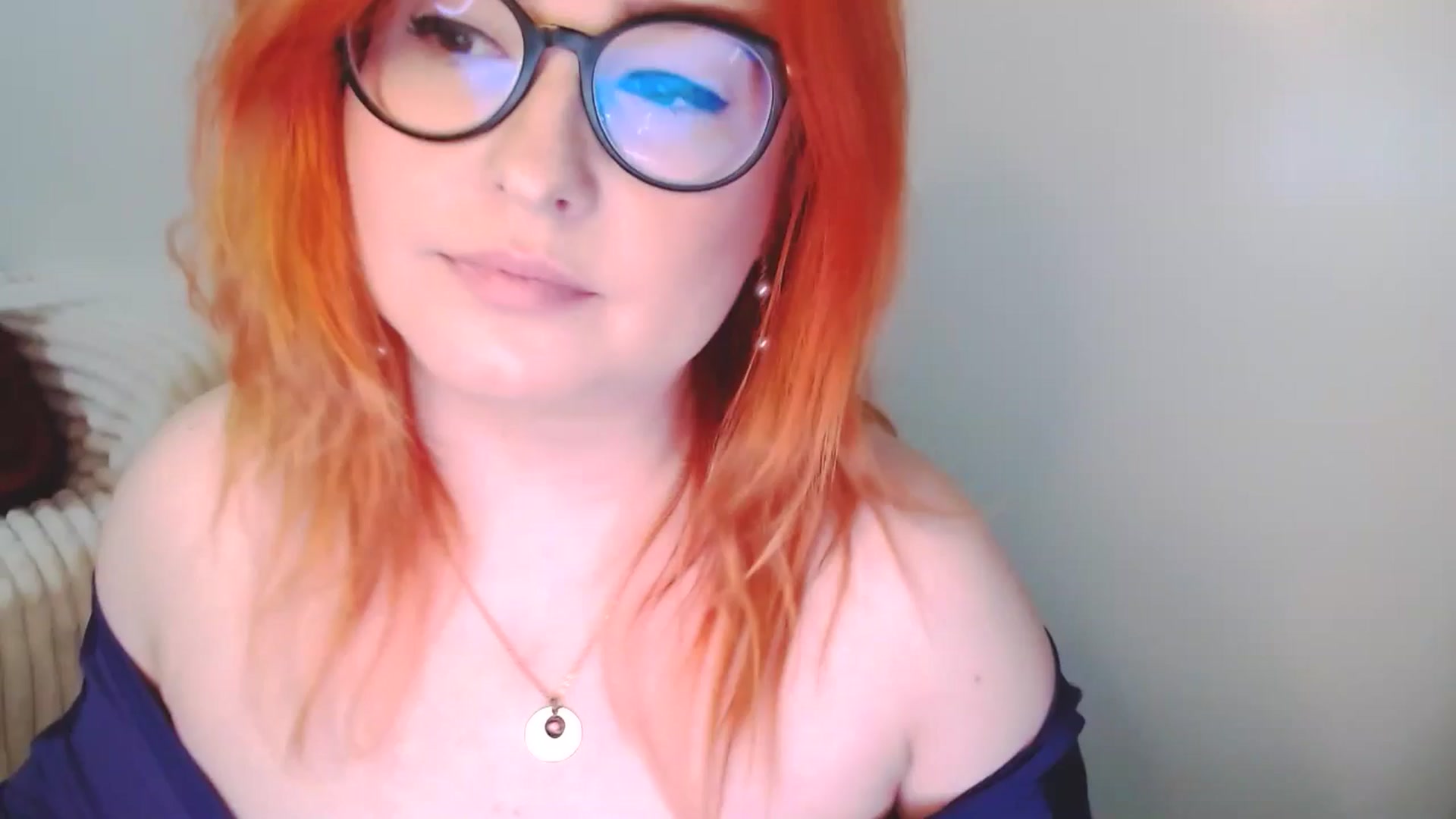 Gallery image thumbnail from EvaStar19's myfreecams stream on, 11/23/2025, 15:32 image 1 of 20