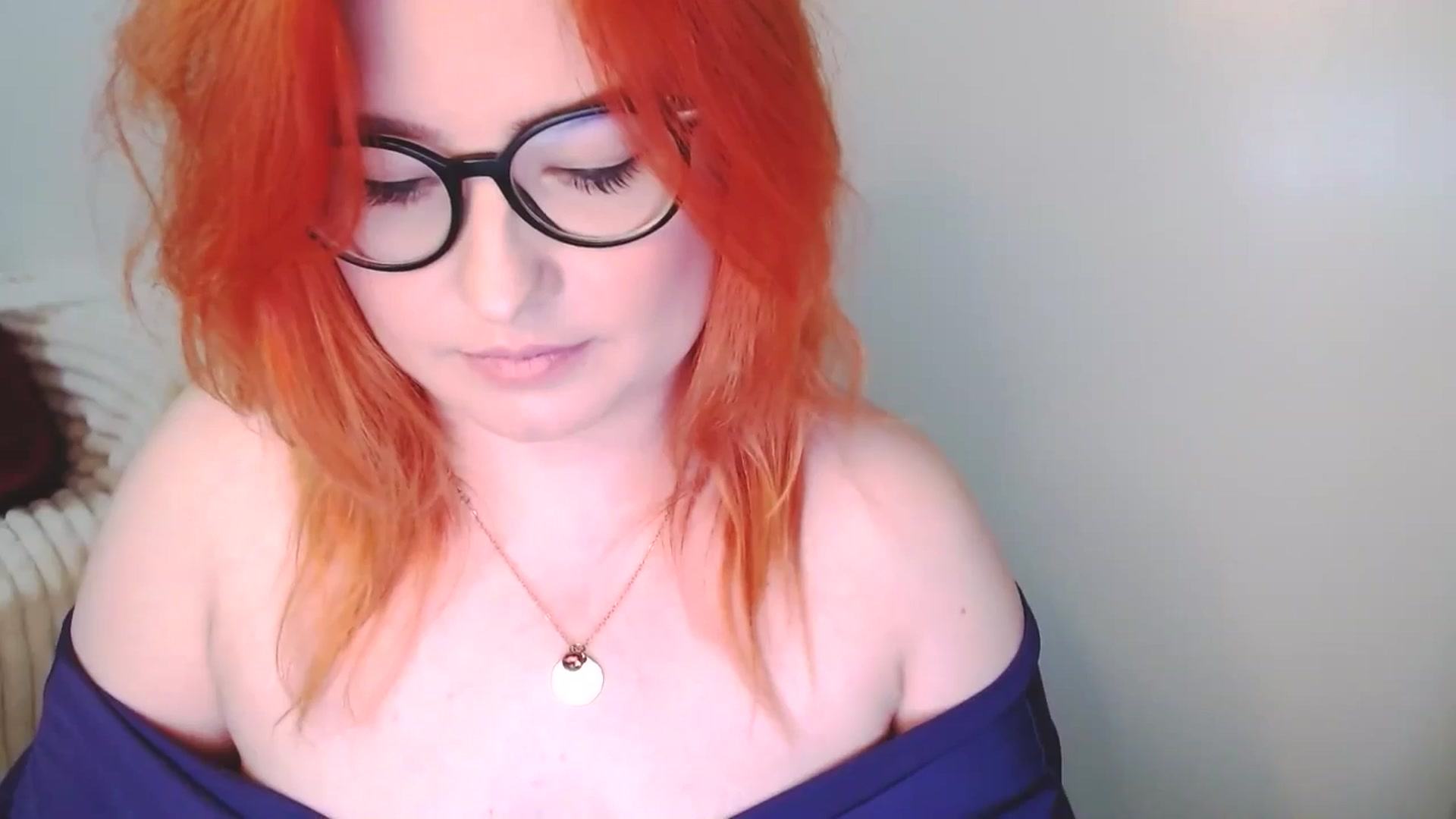 Gallery image thumbnail from EvaStar19's myfreecams stream on, 11/23/2025, 15:32 image 18 of 20