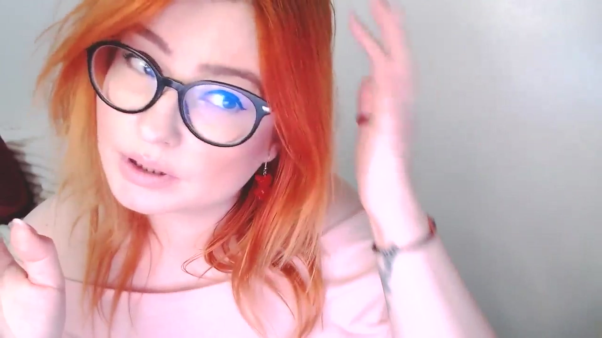 Gallery image thumbnail from EvaStar19's myfreecams stream on, 11/29/2025, 14:20 image 3 of 20