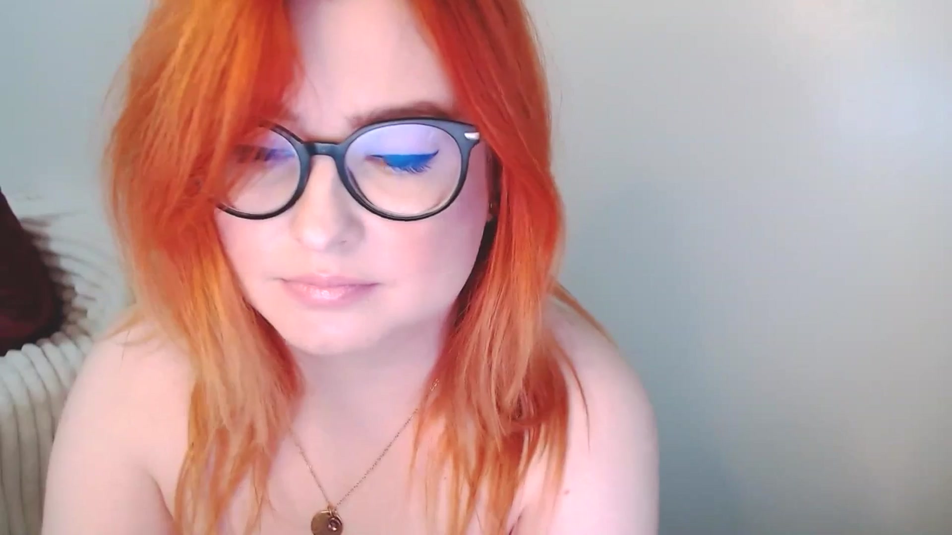Gallery image thumbnail from EvaStar19's myfreecams stream on, 11/30/2025, 13:51 image 15 of 20