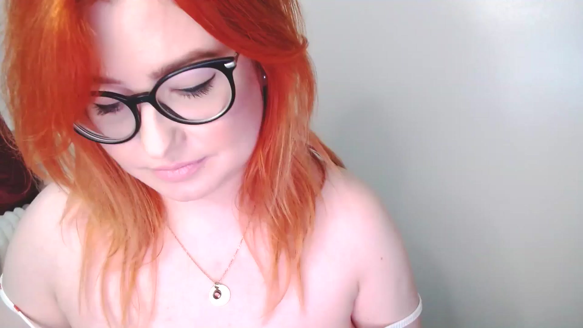 Gallery image thumbnail from EvaStar19's myfreecams stream on, 11/30/2025, 15:08 image 5 of 20