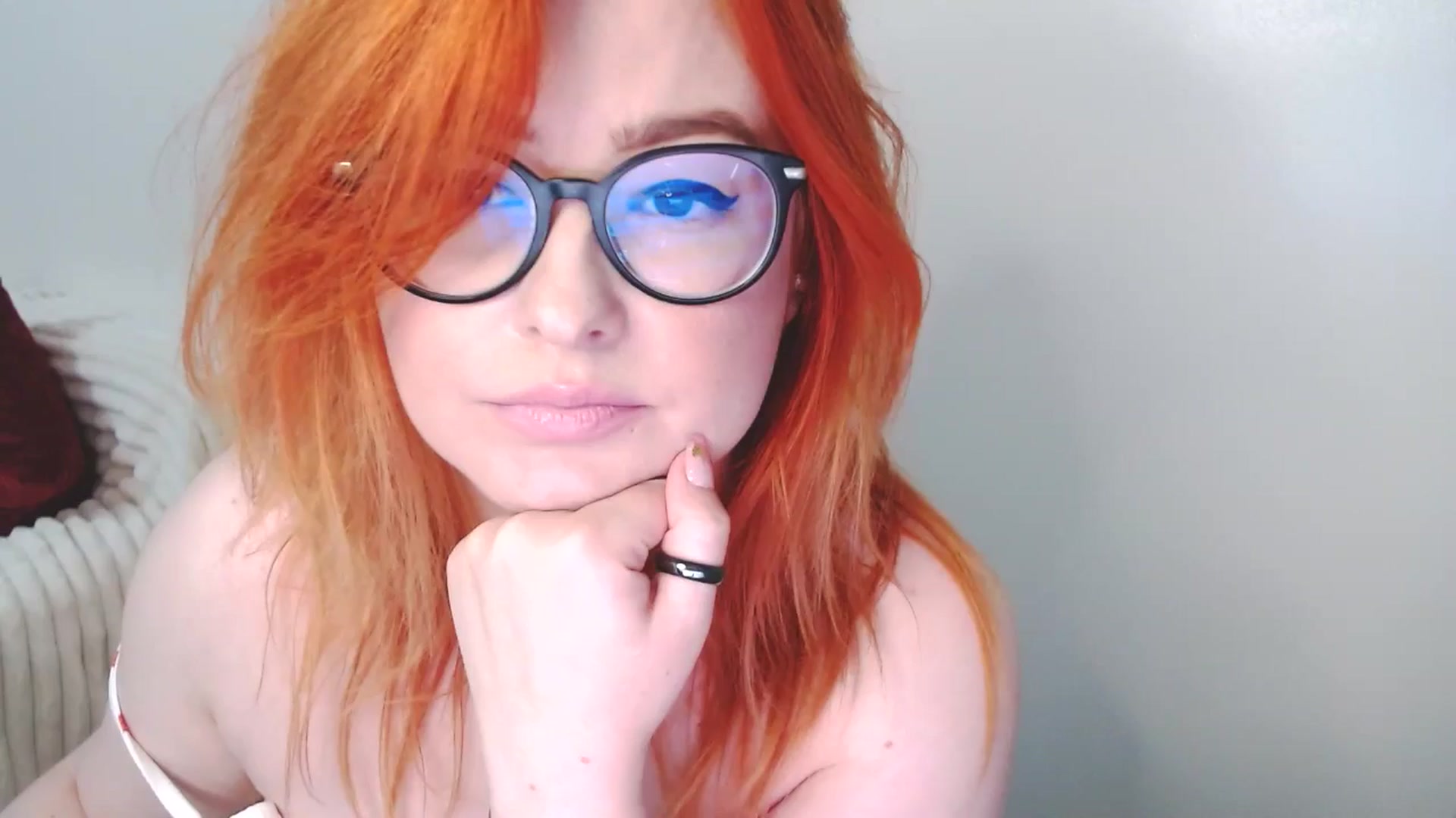 Gallery image thumbnail from EvaStar19's myfreecams stream on, 11/30/2025, 15:08 image 1 of 20