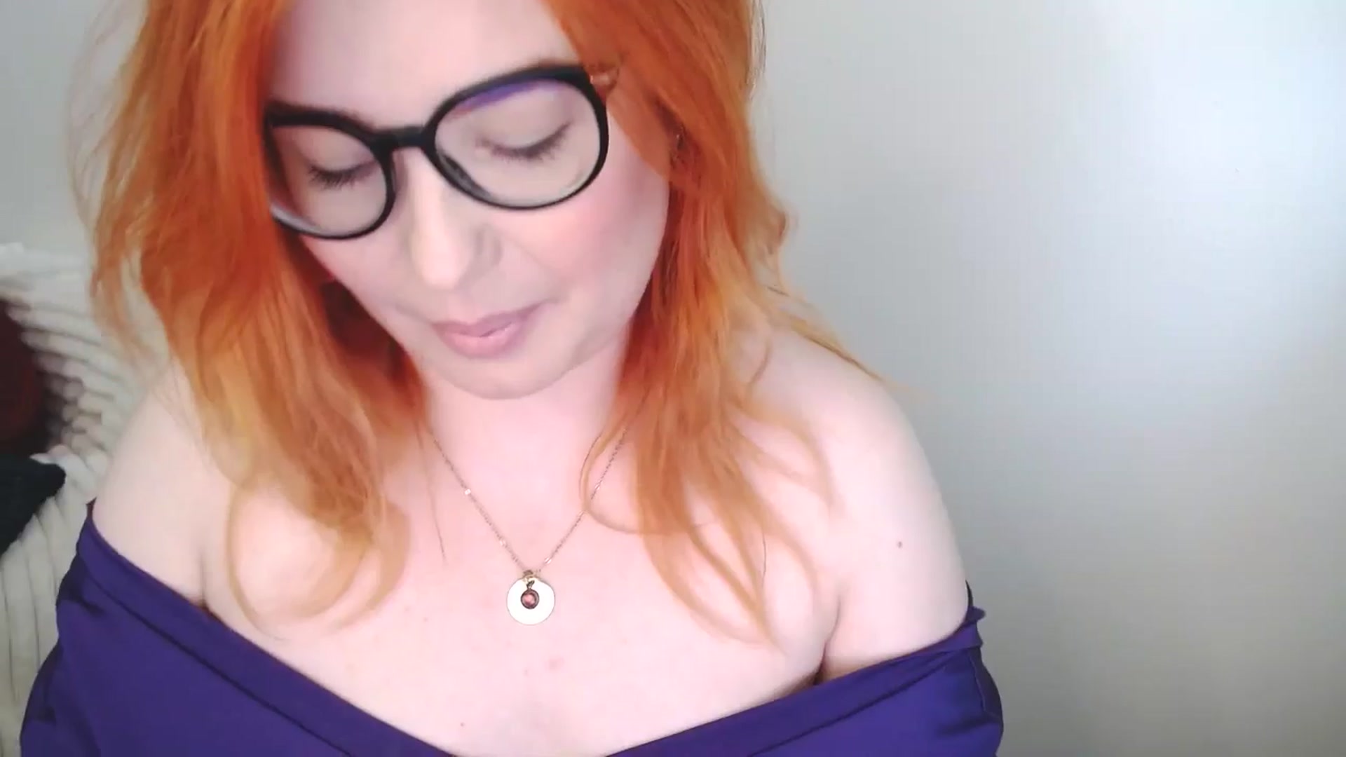 Gallery image thumbnail from EvaStar19's myfreecams stream on, 12/04/2025, 13:02 image 11 of 20