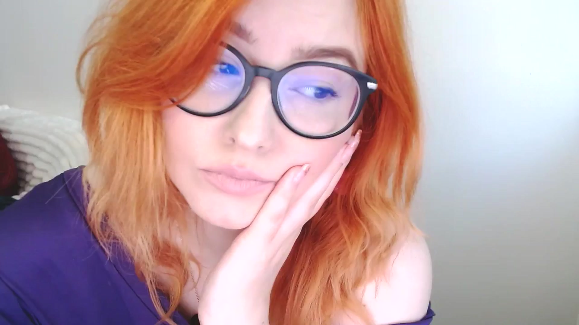Gallery image thumbnail from EvaStar19's myfreecams stream on, 12/04/2025, 13:02 image 1 of 20