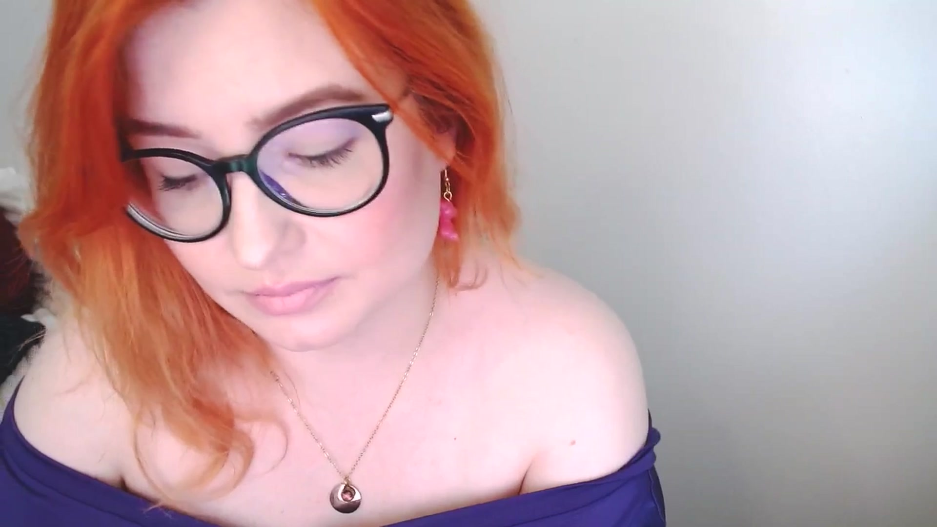 Gallery image thumbnail from EvaStar19's myfreecams stream on, 12/04/2025, 13:02 image 15 of 20