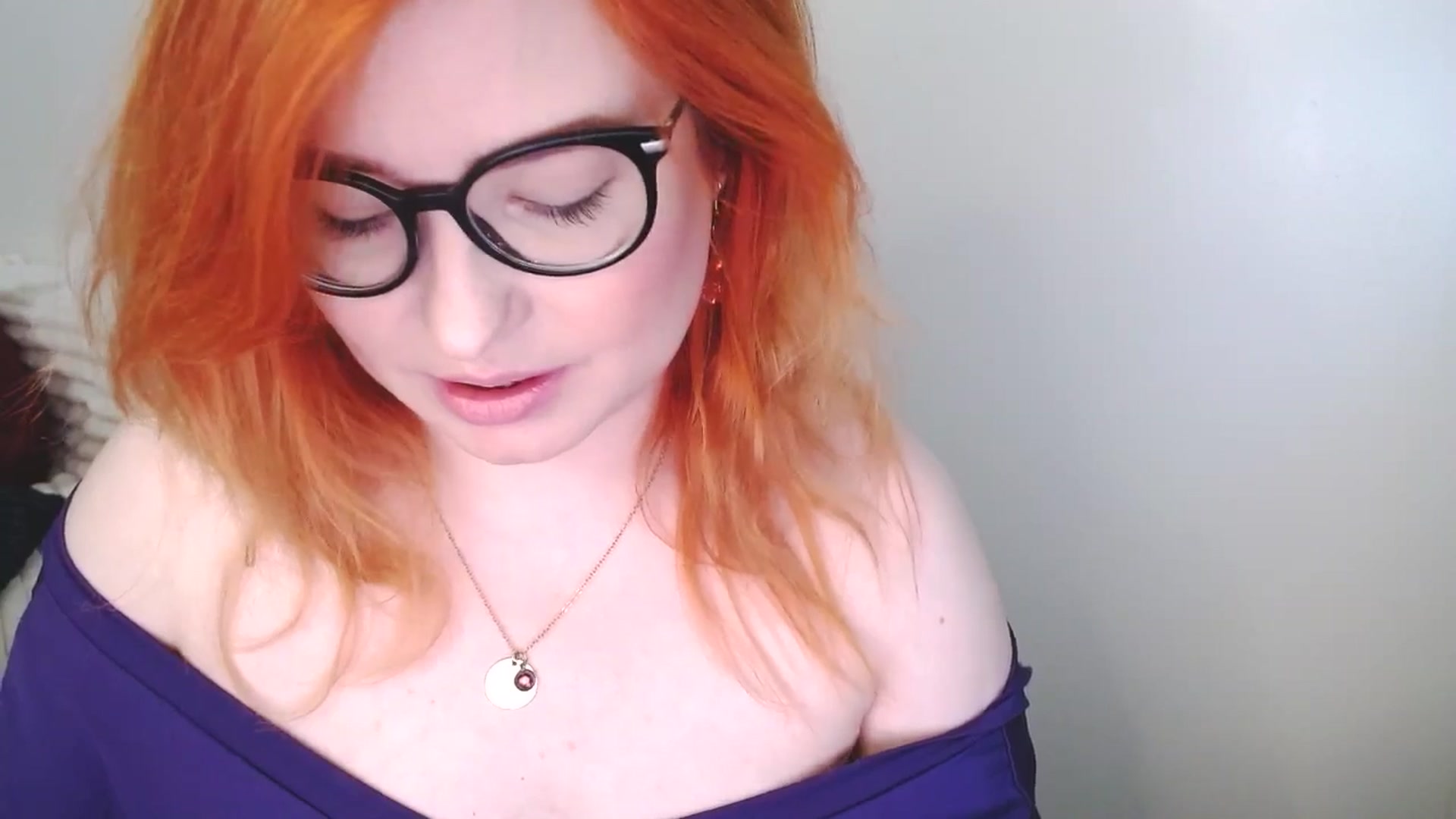 Gallery image thumbnail from EvaStar19's myfreecams stream on, 12/04/2025, 14:08 image 10 of 20
