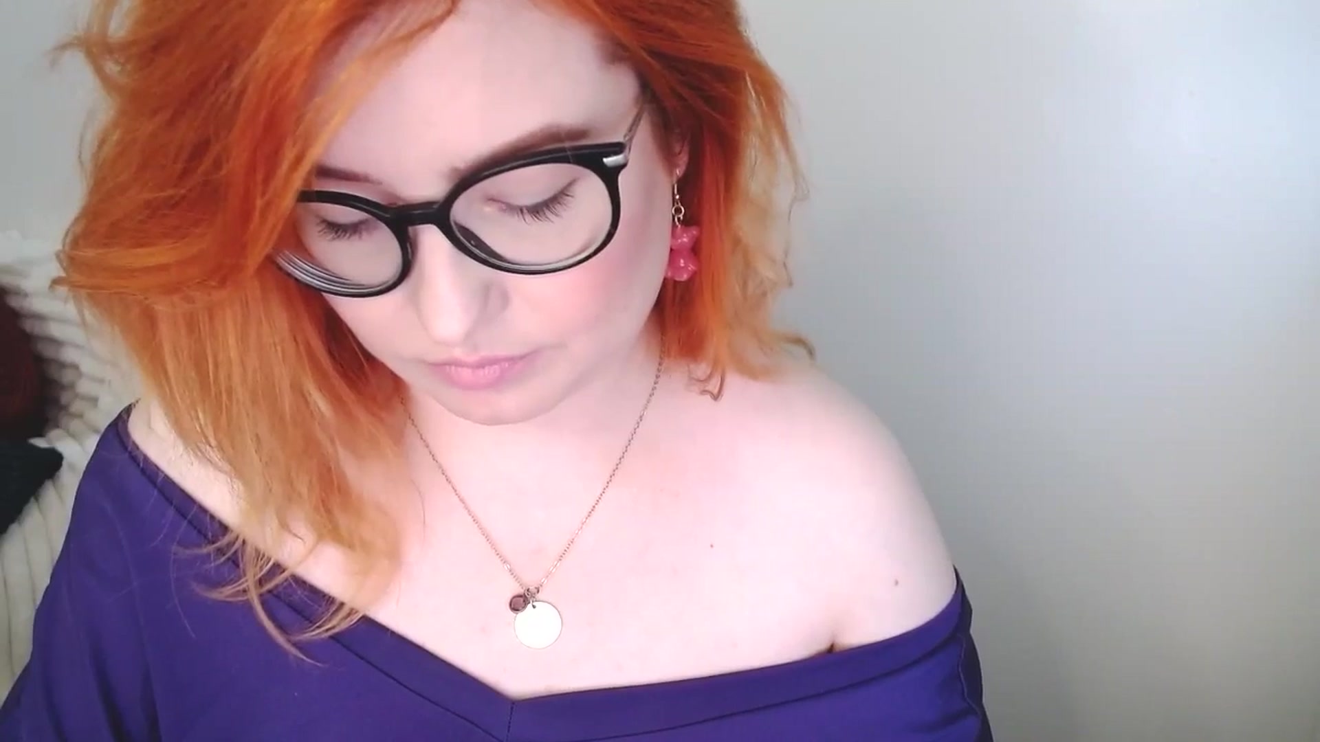 Gallery image thumbnail from EvaStar19's myfreecams stream on, 12/04/2025, 14:08 image 4 of 20
