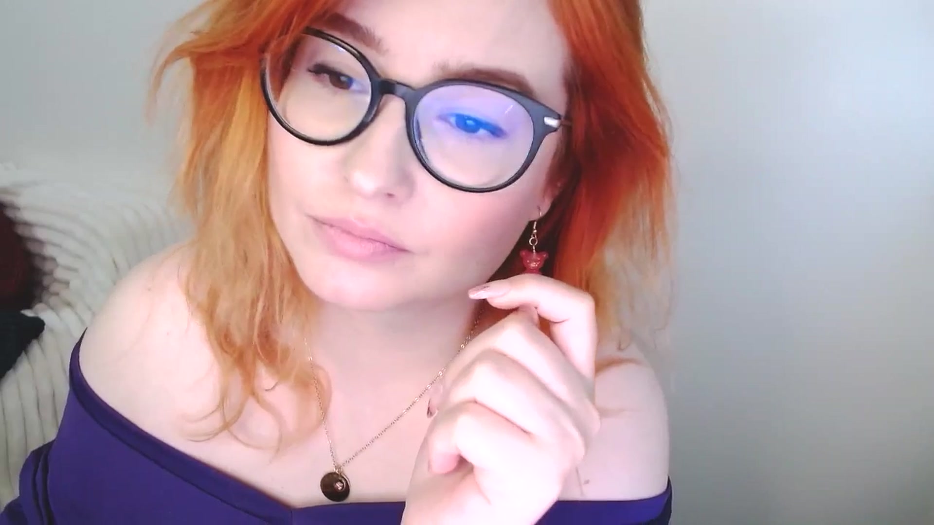 Gallery image thumbnail from EvaStar19's myfreecams stream on, 12/04/2025, 14:08 image 6 of 20