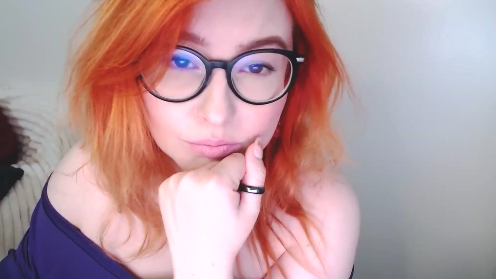 Gallery image thumbnail from EvaStar19's myfreecams stream on, 12/04/2025, 14:08 image 15 of 20