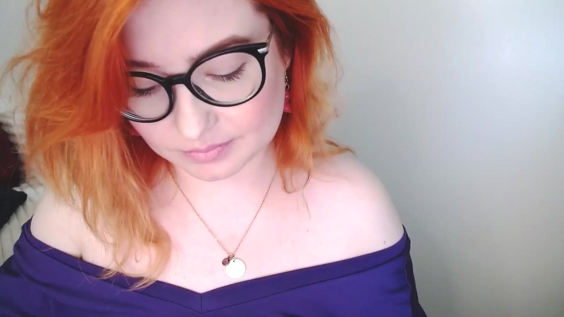 Gallery image thumbnail from EvaStar19's myfreecams stream on, 12/04/2025, 14:08 image 5 of 20