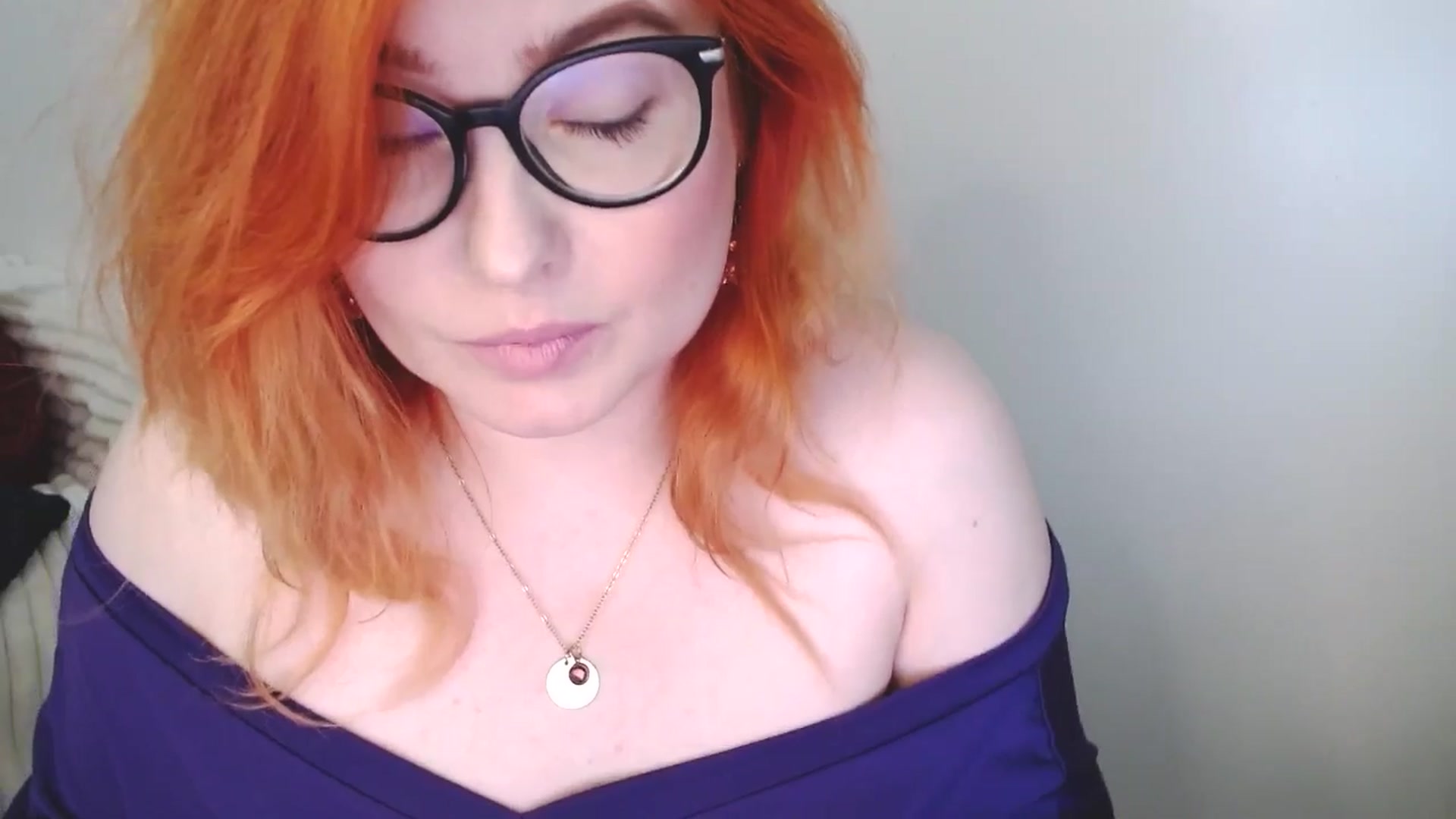 Gallery image thumbnail from EvaStar19's myfreecams stream on, 12/04/2025, 14:08 image 8 of 20