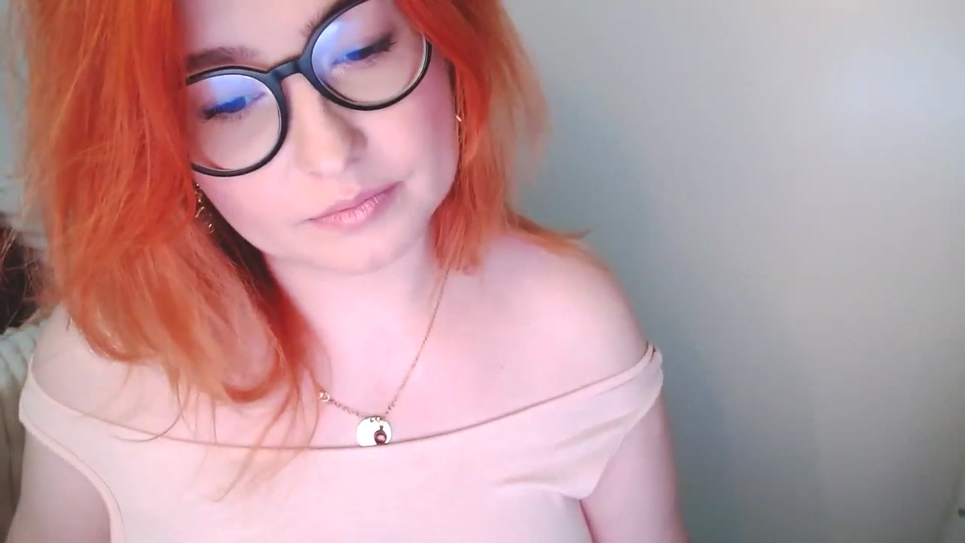 Gallery image thumbnail from EvaStar19's myfreecams stream on, 12/06/2025, 14:53 image 18 of 20