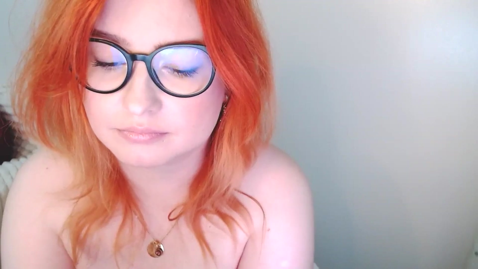 Gallery image thumbnail from EvaStar19's myfreecams stream on, 12/06/2025, 14:53 image 6 of 20