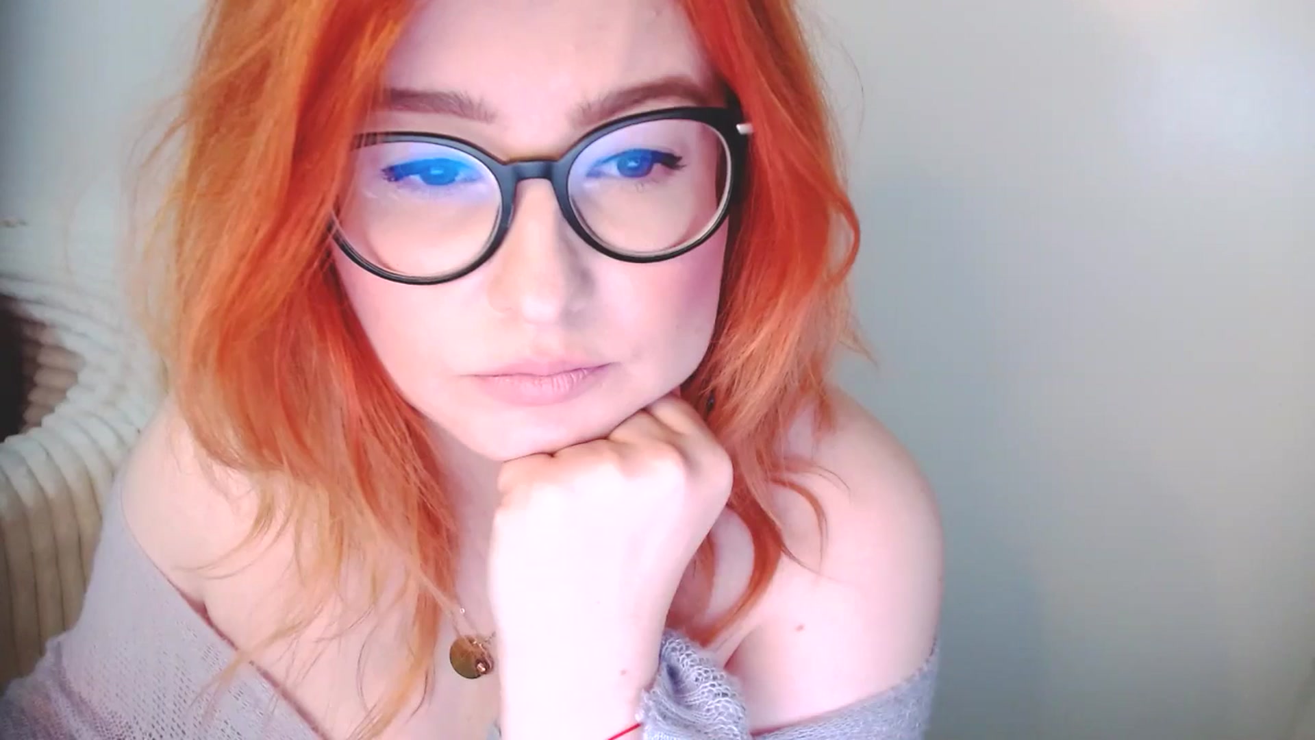 Gallery image thumbnail from EvaStar19's myfreecams stream on, 12/07/2025, 14:30 image 12 of 20