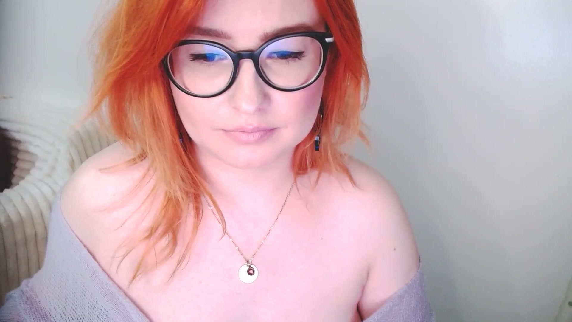 Gallery image thumbnail from EvaStar19's myfreecams stream on, 12/07/2025, 17:05 image 14 of 20