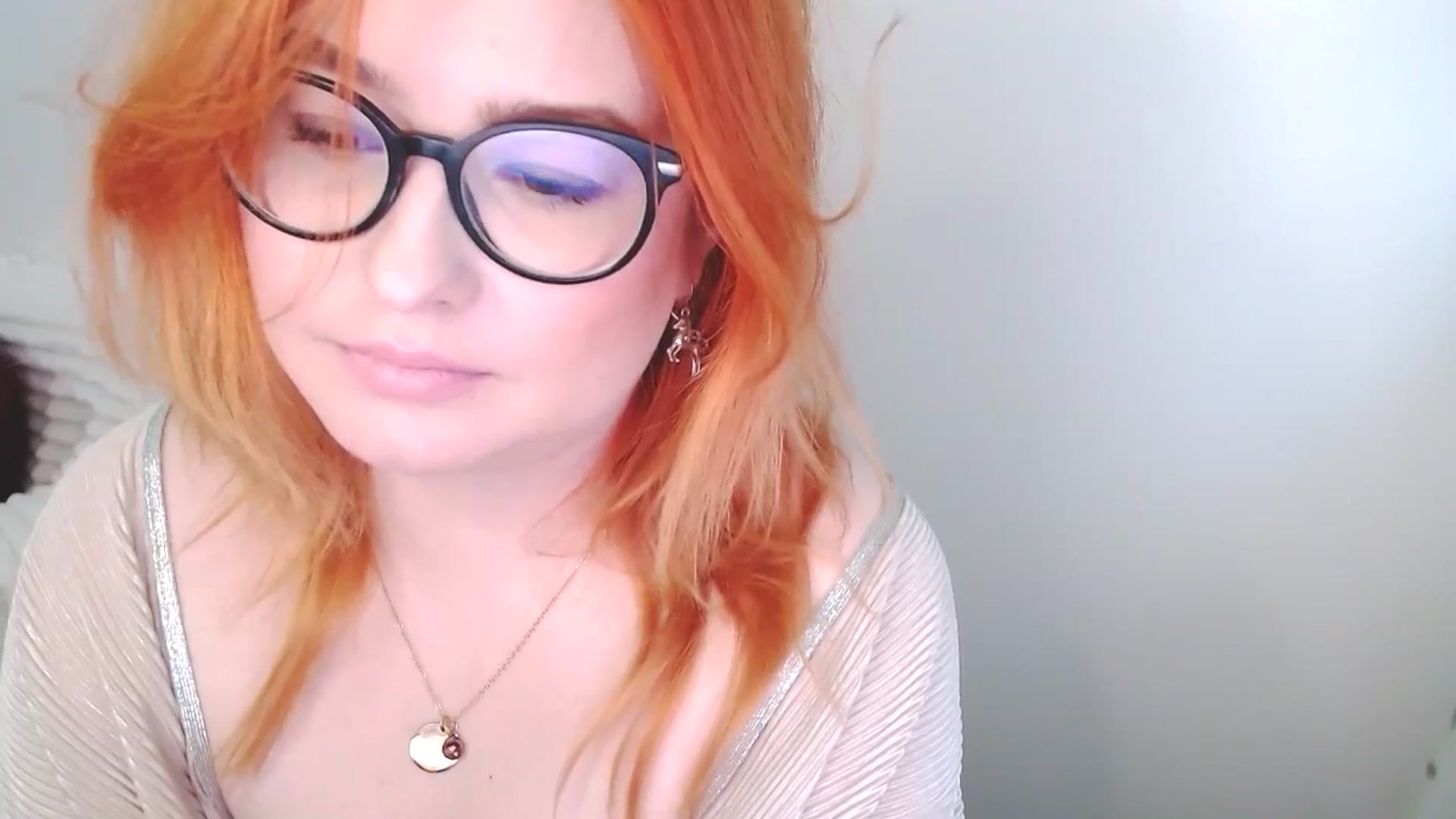 Gallery image thumbnail from EvaStar19's myfreecams stream on, 12/09/2025, 08:39 image 16 of 20