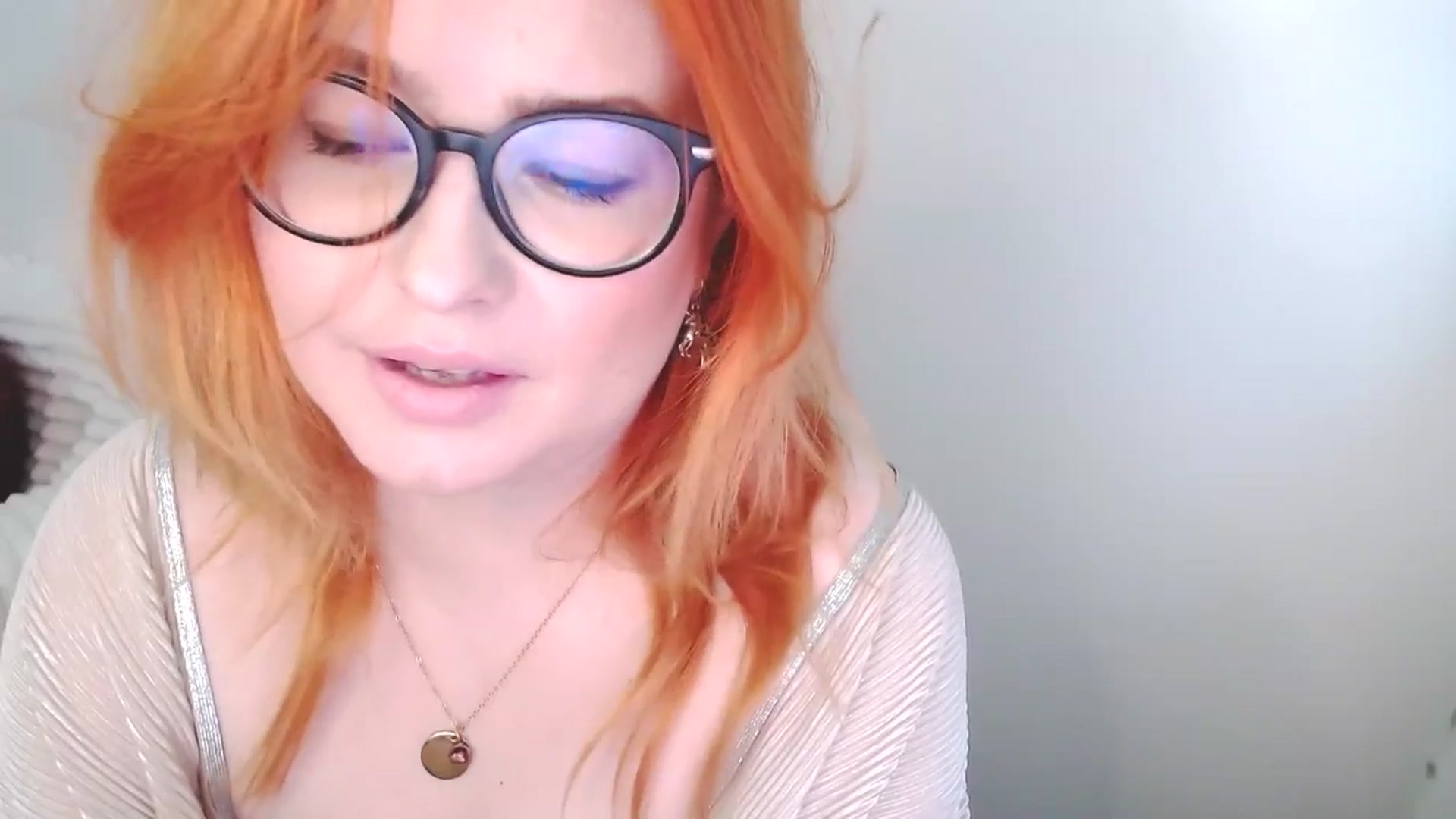 Gallery image thumbnail from EvaStar19's myfreecams stream on, 12/09/2025, 08:39 image 19 of 20