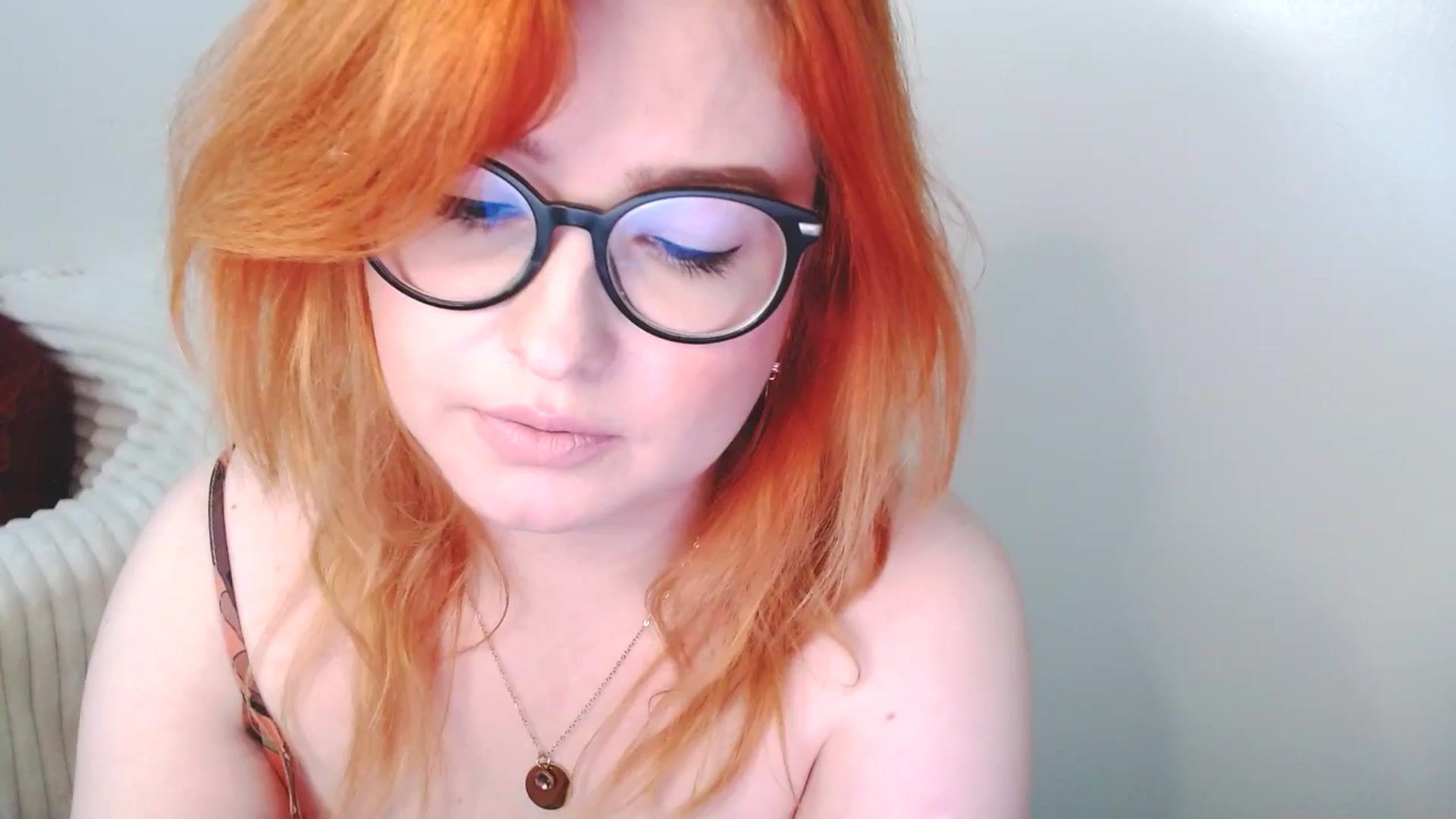 Gallery image thumbnail from EvaStar19's myfreecams stream on, 12/14/2025, 16:31 image 12 of 20
