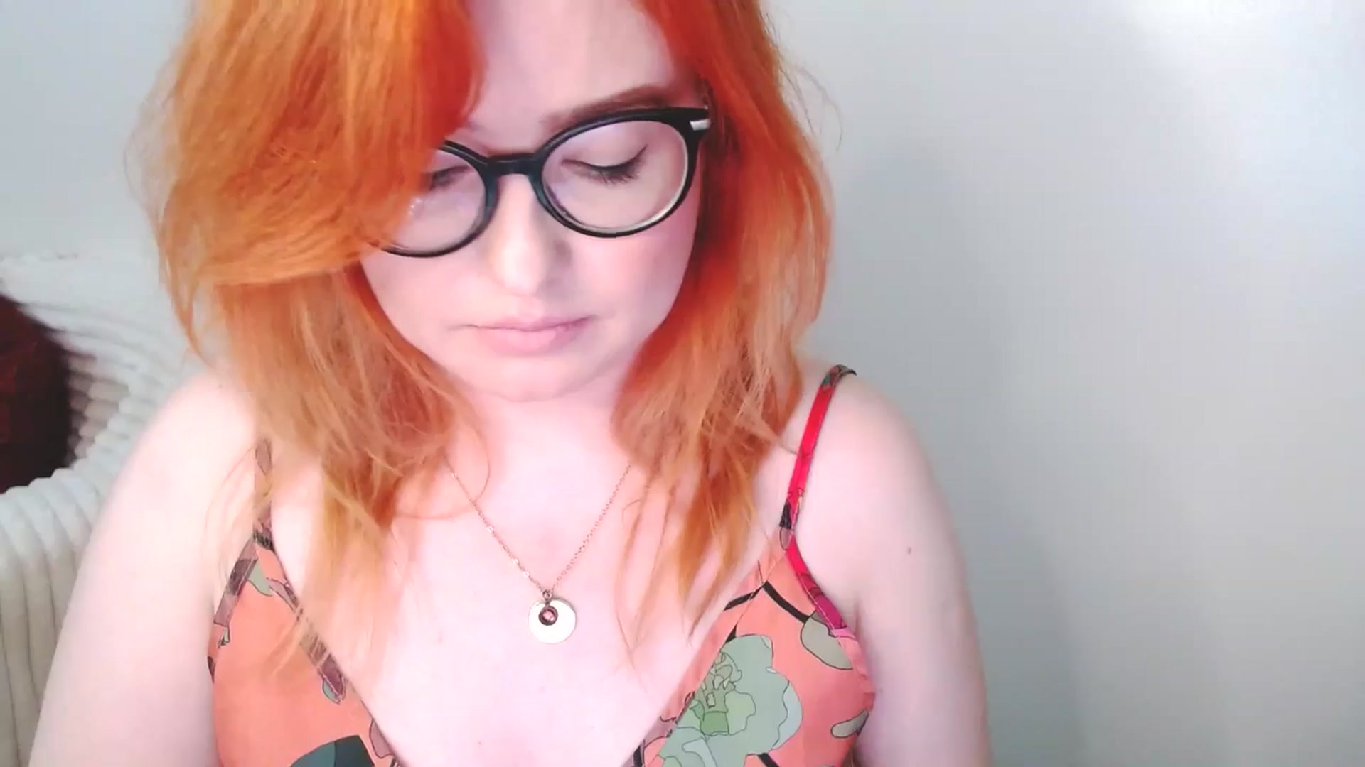 Gallery image thumbnail from EvaStar19's myfreecams stream on, 12/14/2025, 16:31 image 14 of 20