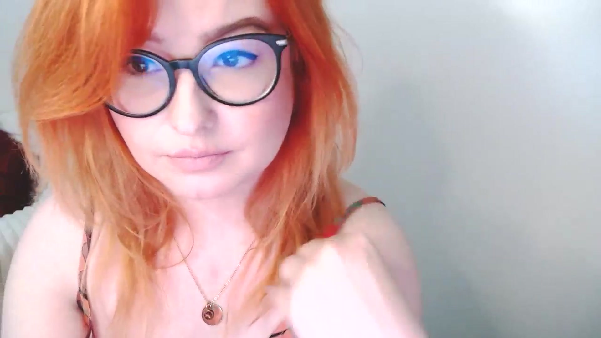 Gallery image thumbnail from EvaStar19's myfreecams stream on, 12/14/2025, 16:31 image 13 of 20