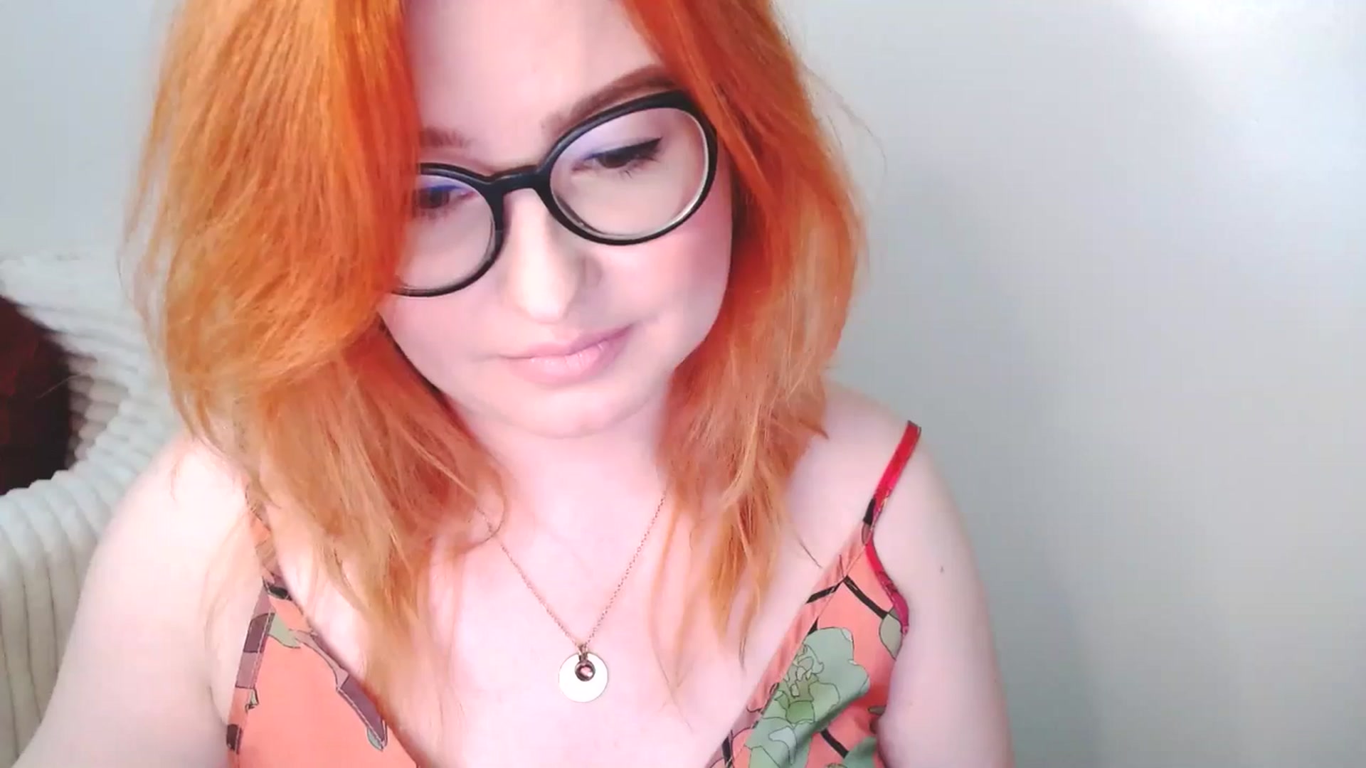 Gallery image thumbnail from EvaStar19's myfreecams stream on, 12/14/2025, 16:31 image 6 of 20