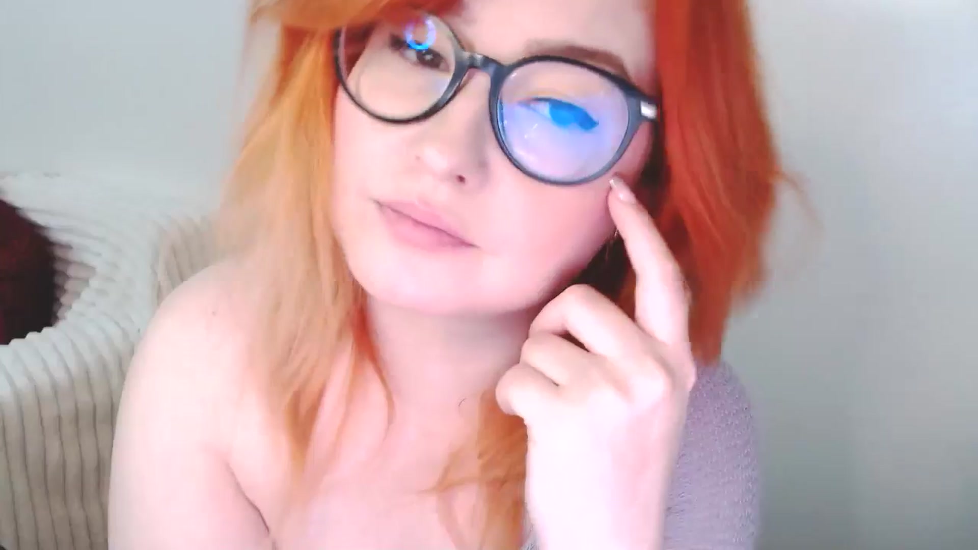 Gallery image thumbnail from EvaStar19's myfreecams stream on, 12/21/2025, 15:29 image 15 of 20