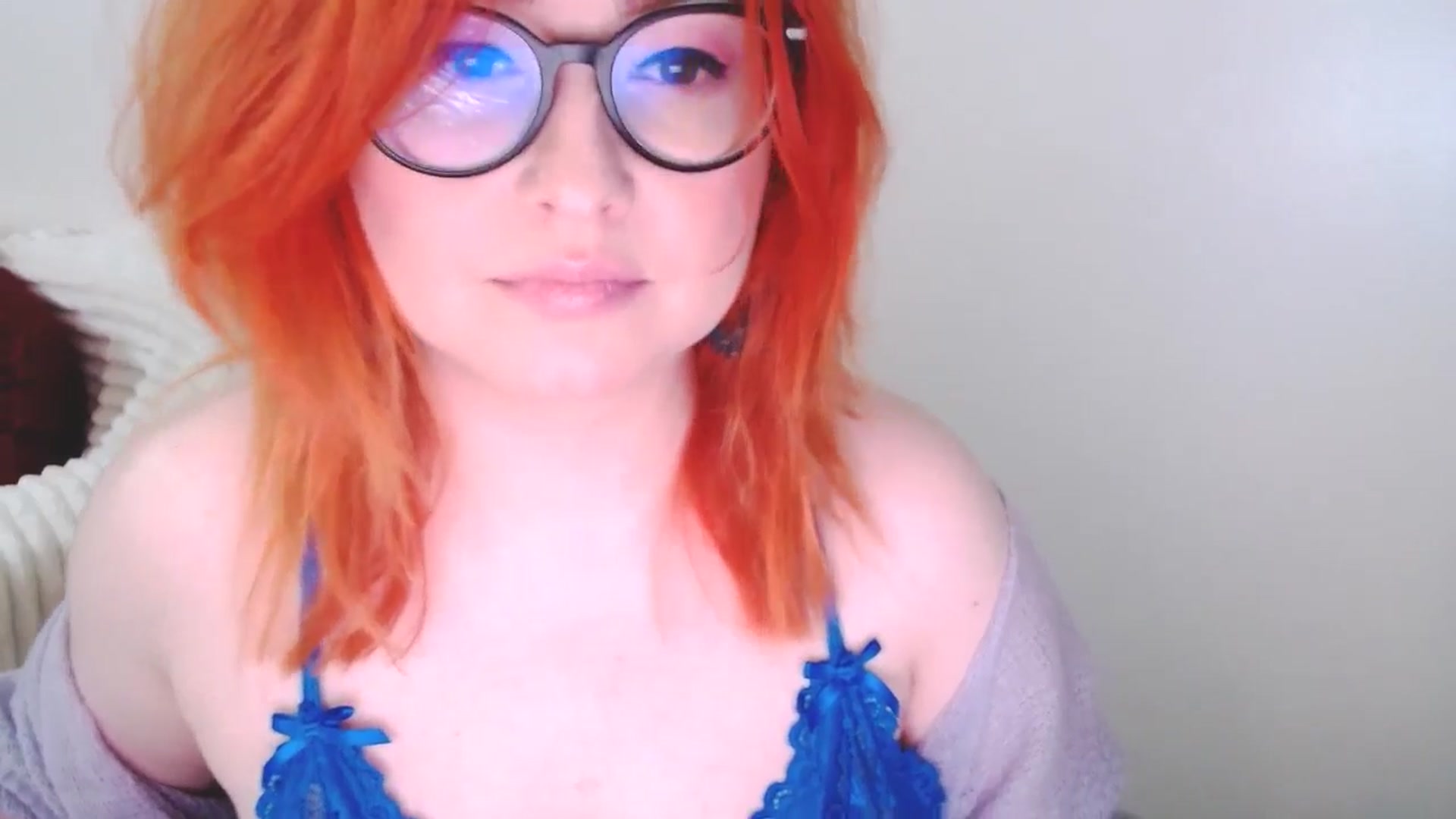 Gallery image thumbnail from EvaStar19's myfreecams stream on, 12/30/2025, 15:10 image 8 of 20