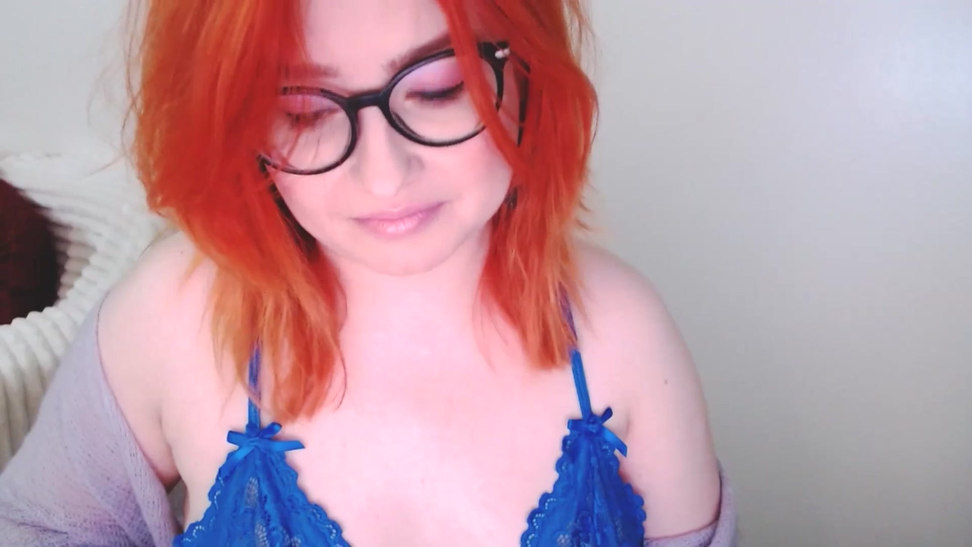 Gallery image thumbnail from EvaStar19's myfreecams stream on, 12/30/2025, 15:10 image 6 of 20