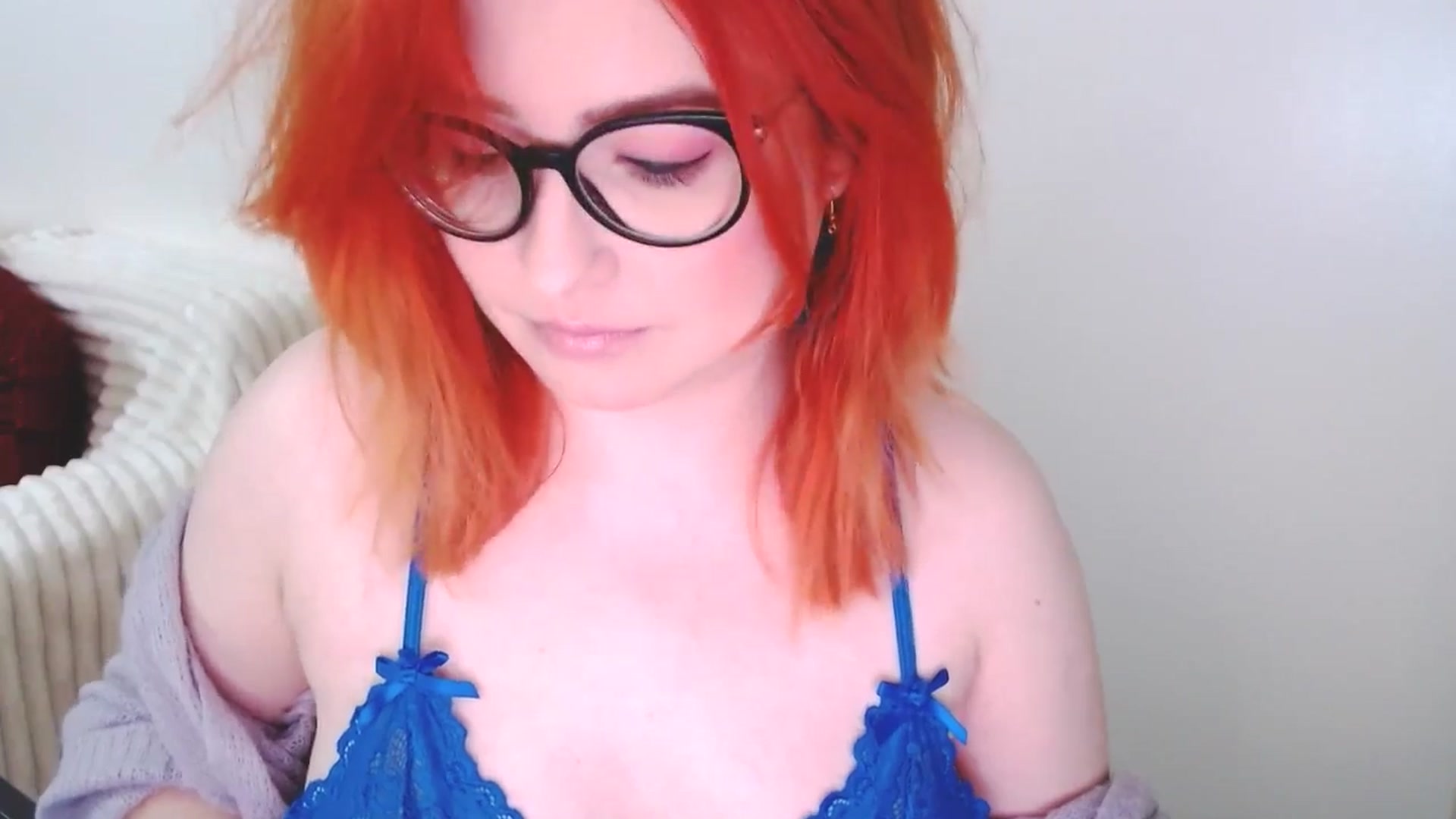 Gallery image thumbnail from EvaStar19's myfreecams stream on, 12/30/2025, 15:10 image 14 of 20