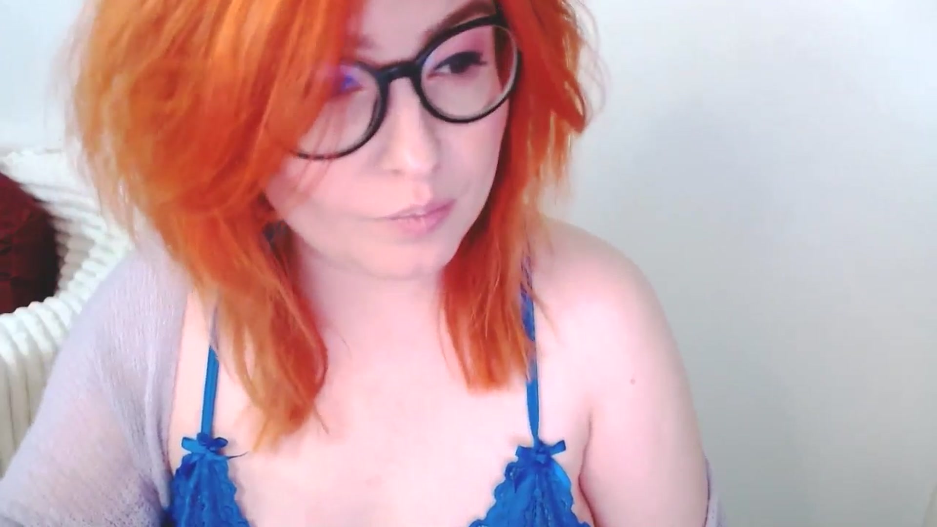 Gallery image thumbnail from EvaStar19's myfreecams stream on, 12/30/2025, 16:22 image 17 of 20