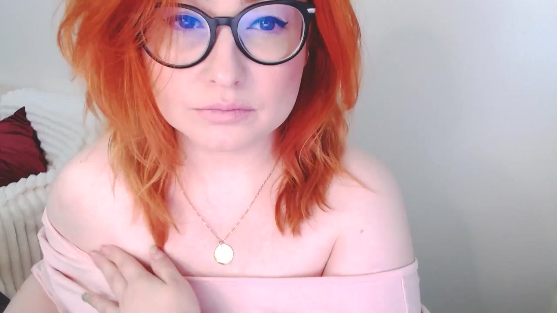 Gallery image thumbnail from EvaStar19's myfreecams stream on, 01/04/2026, 12:22 image 1 of 20