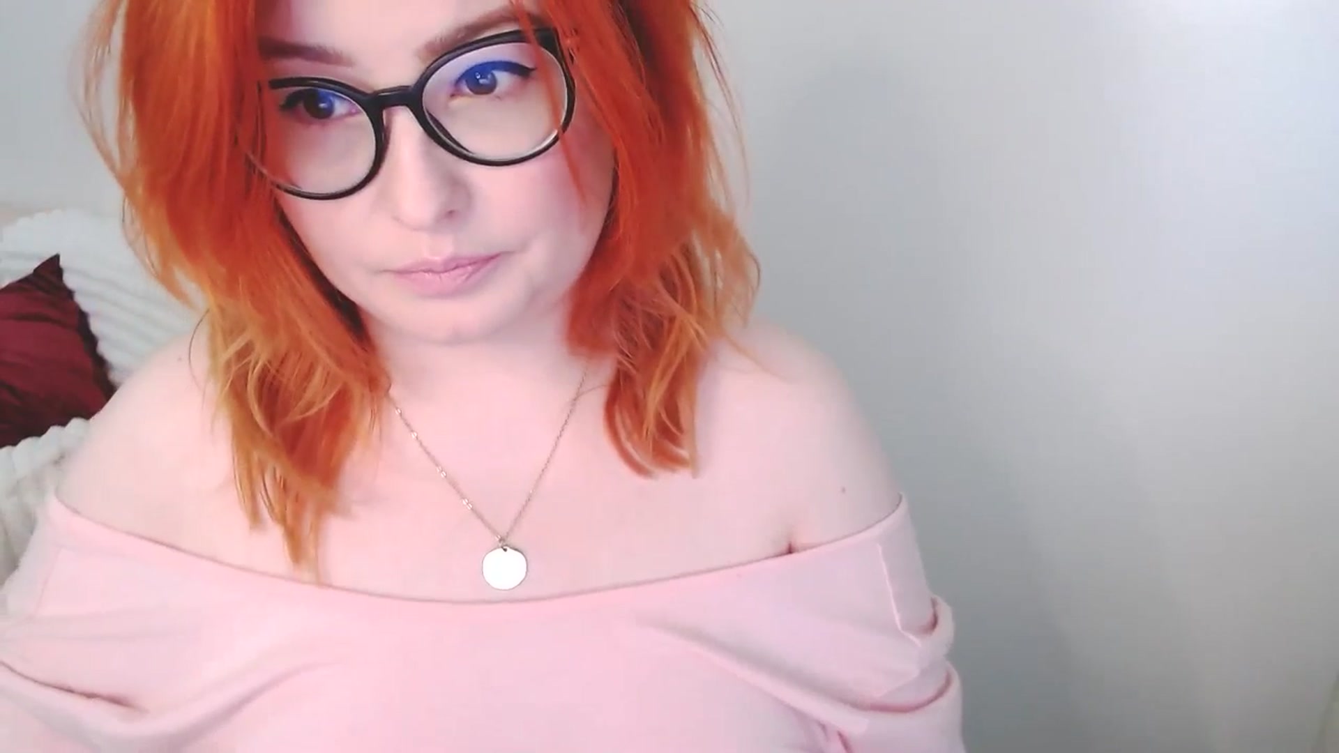 Gallery image thumbnail from EvaStar19's myfreecams stream on, 01/04/2026, 12:22 image 15 of 20