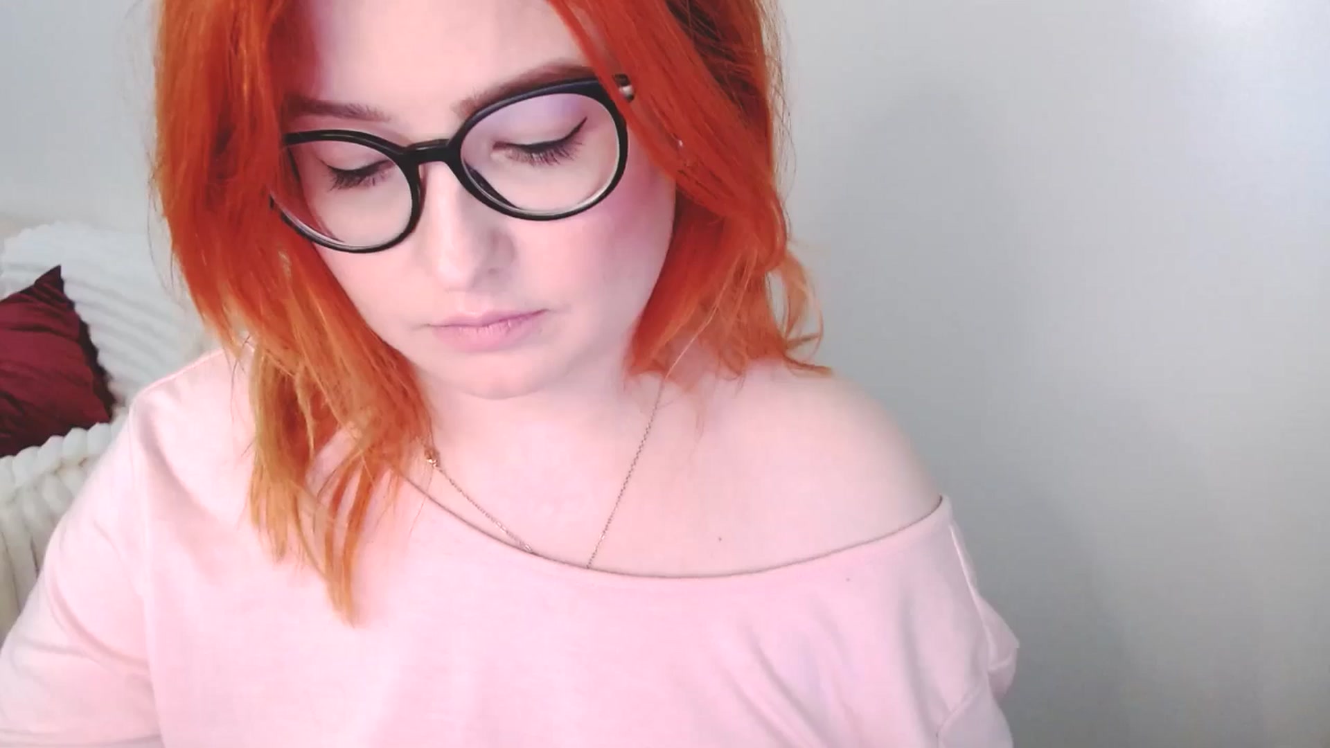 Gallery image thumbnail from EvaStar19's myfreecams stream on, 01/04/2026, 12:58 image 9 of 20