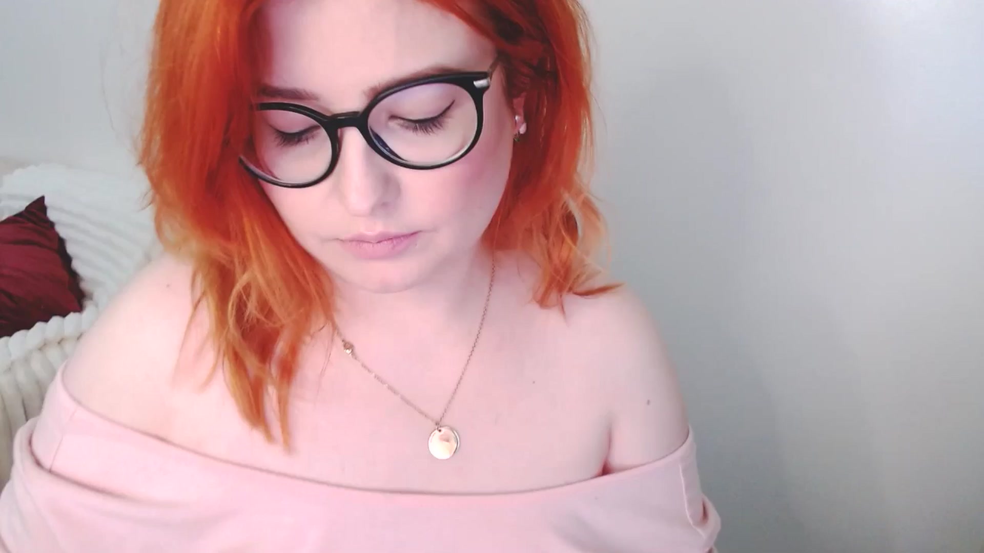Gallery image thumbnail from EvaStar19's myfreecams stream on, 01/04/2026, 12:58 image 19 of 20