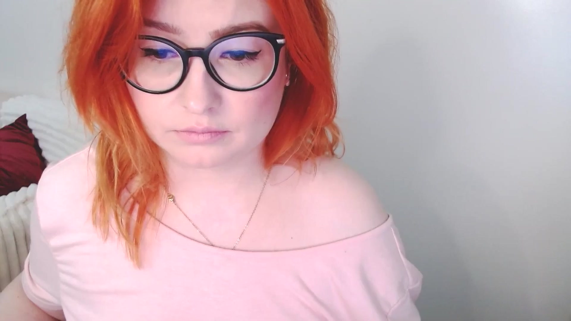 Gallery image thumbnail from EvaStar19's myfreecams stream on, 01/04/2026, 12:58 image 6 of 20