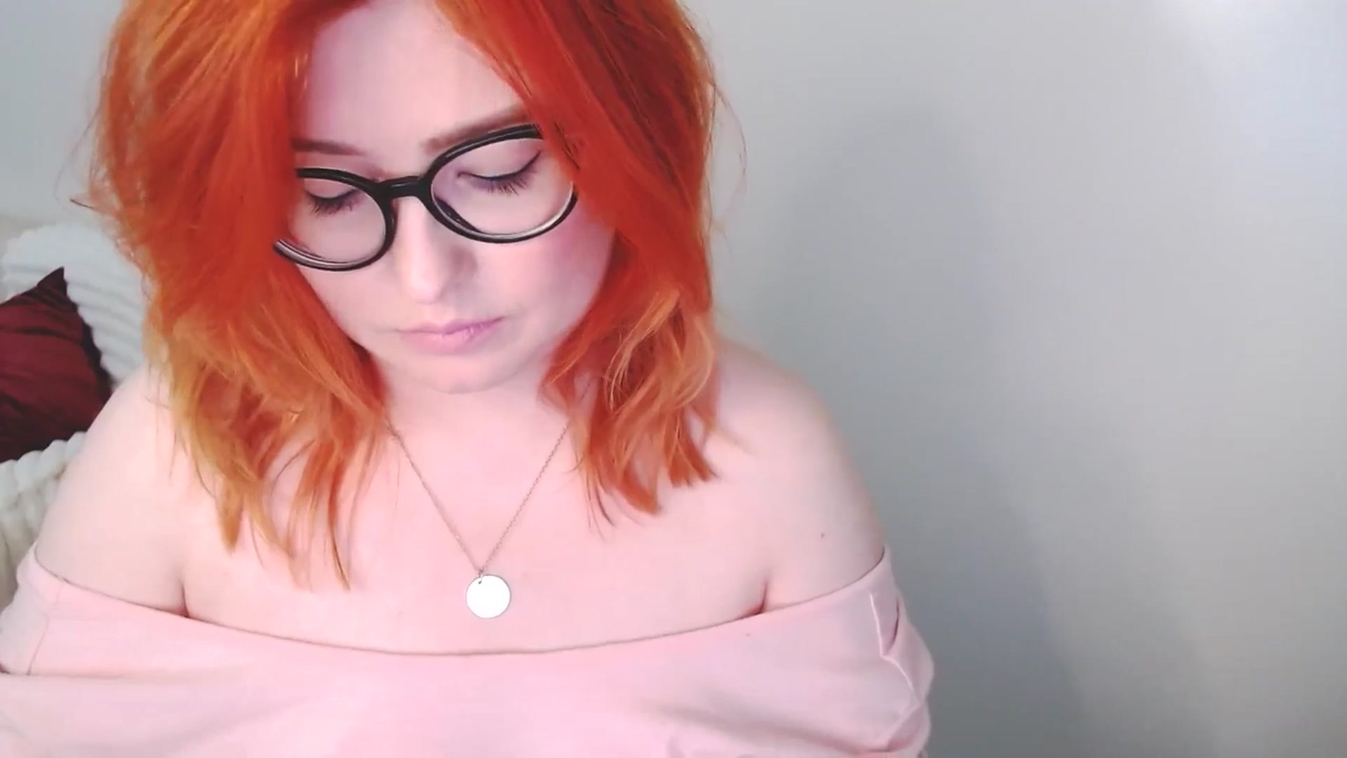 Gallery image thumbnail from EvaStar19's myfreecams stream on, 01/04/2026, 13:53 image 19 of 20
